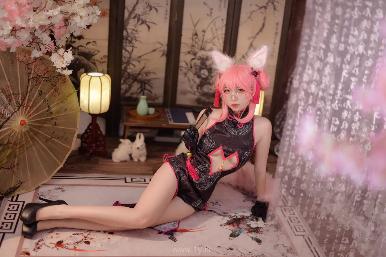 Nisa（二佐） Vol.013 Breathtaking & Attractive Chinese Cougar Fate旗袍狐