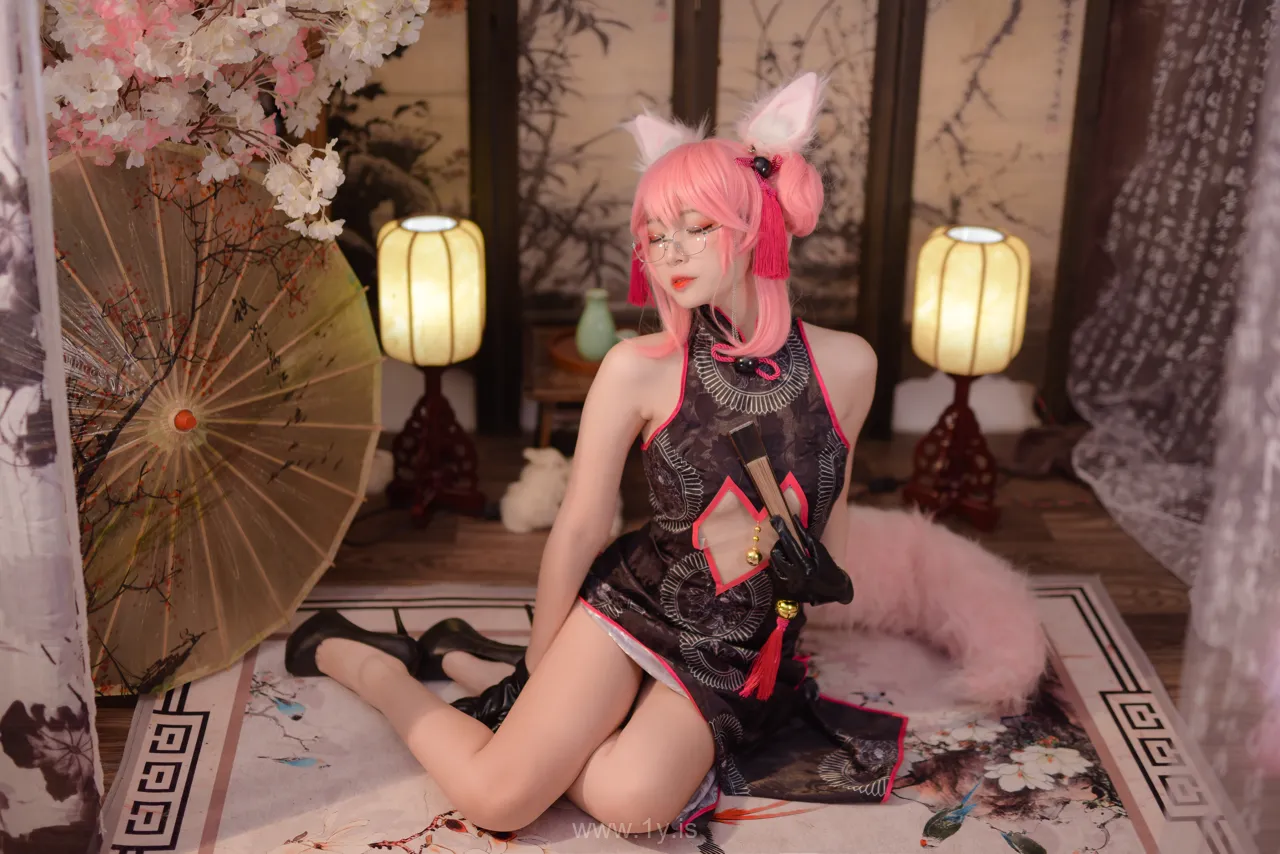 Nisa（二佐） Vol.013 Breathtaking & Attractive Chinese Cougar Fate旗袍狐