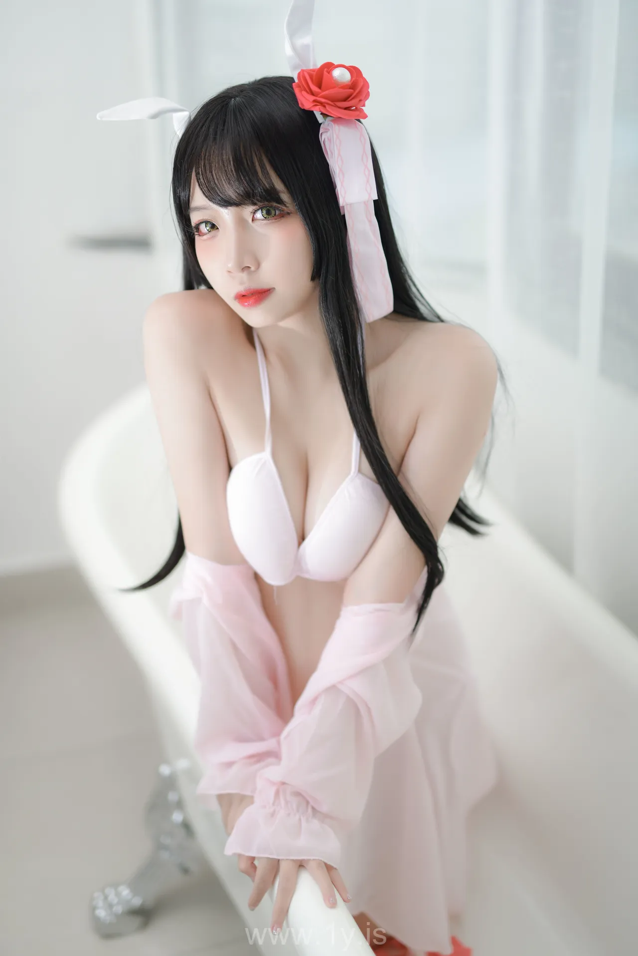 Nisa（二佐） Vol.042 Pretty Chinese Cutie 睡衣