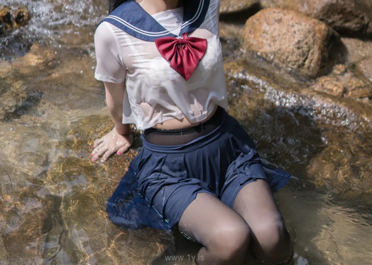 Coser@白烨 NO.010 Classy Asian Model 湿身JK