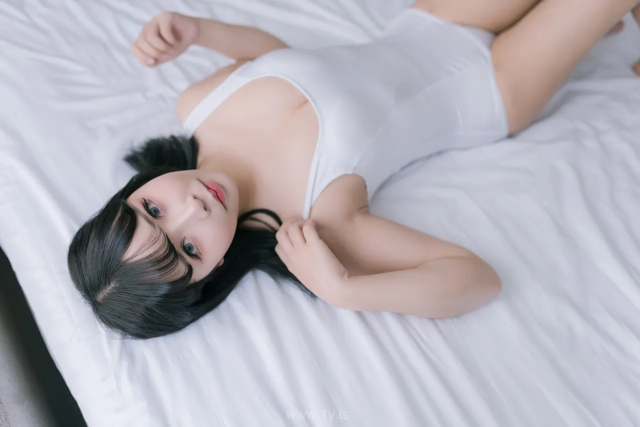 抱走莫子 VOL.17 连体衣 白