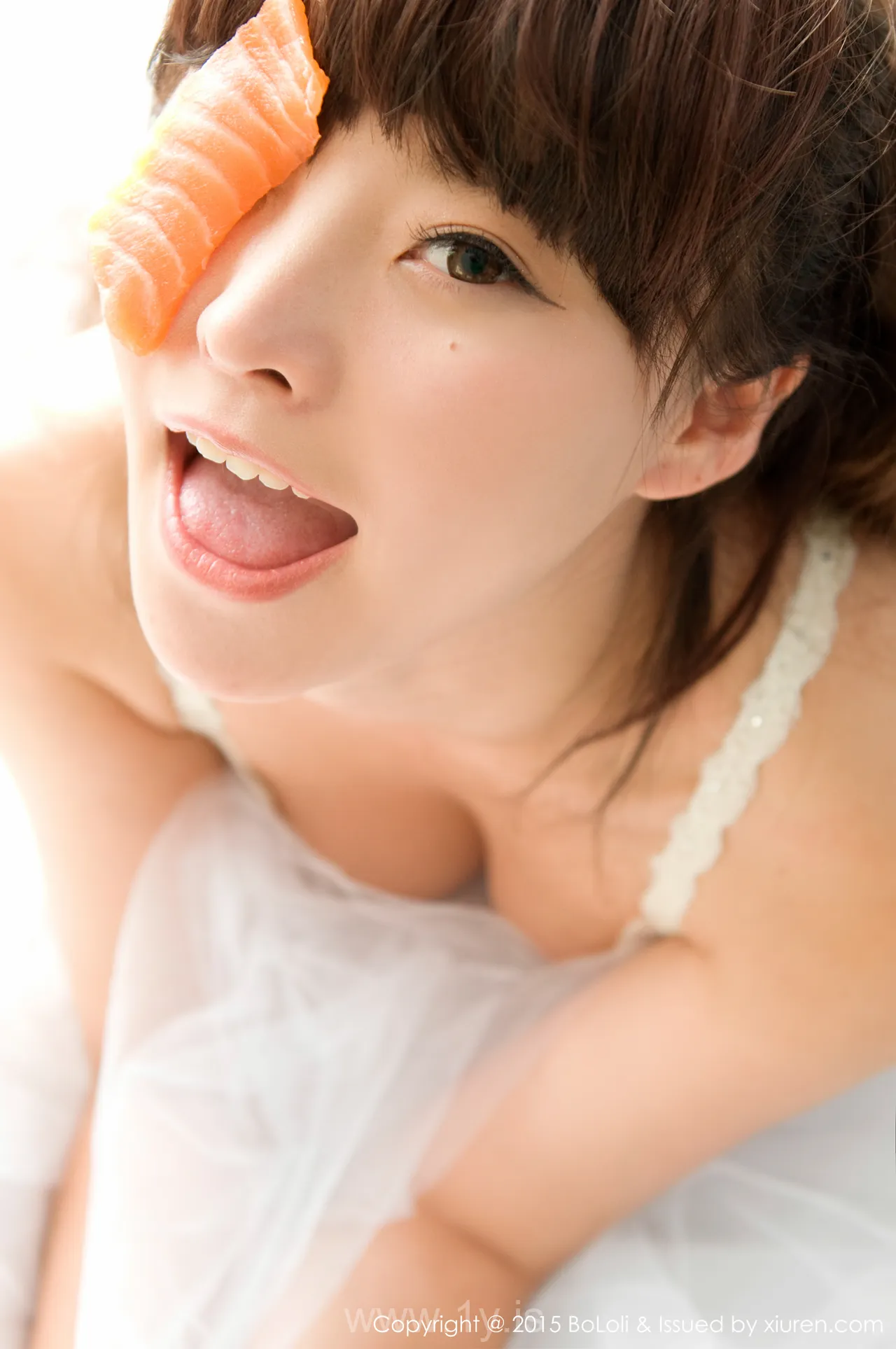 Bololi(菠萝社) Vol.003柳侑绮Sevenbaby Hot & Knockout Asian Angel 柳侑绮Sevenbaby