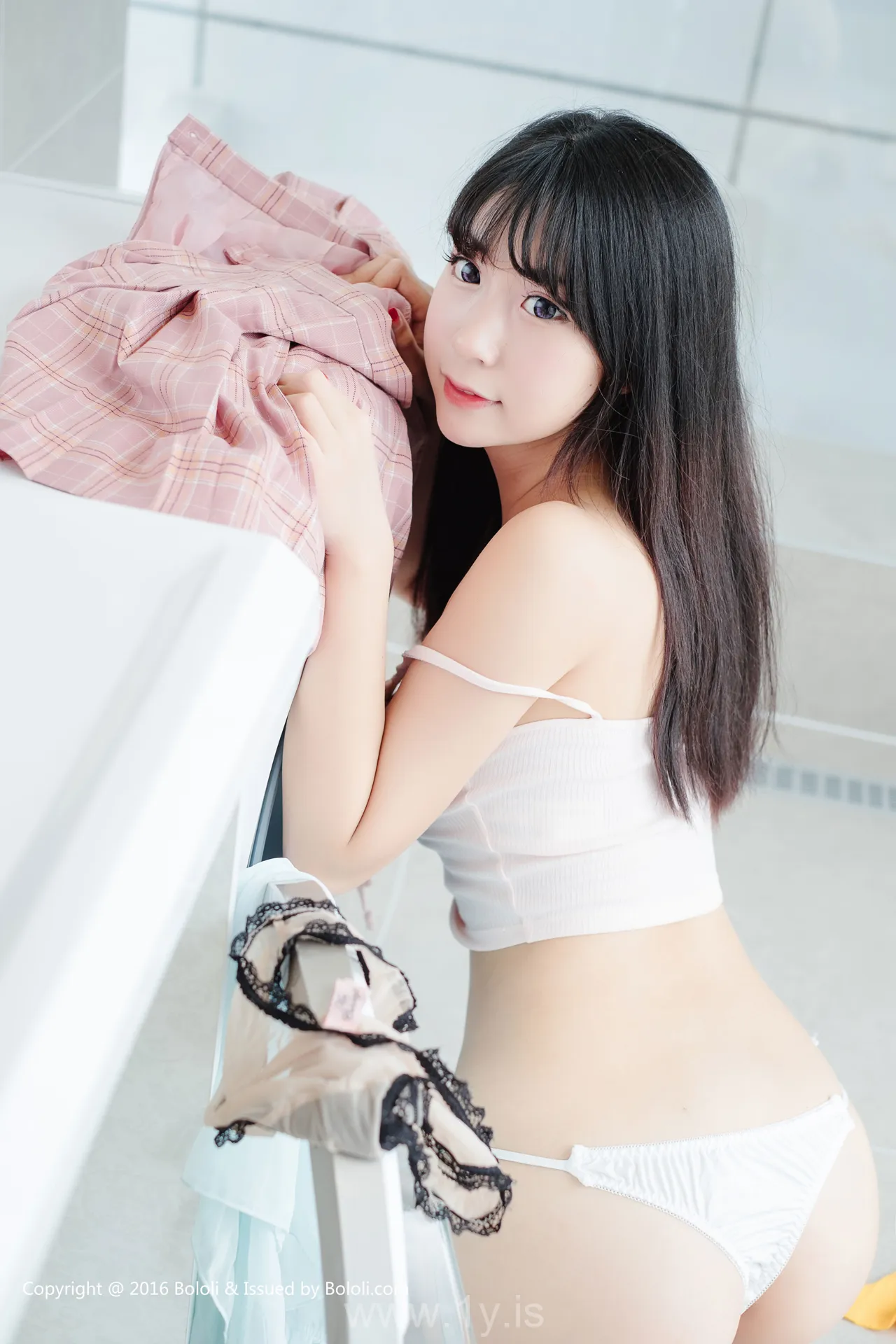 Bololi(菠萝社) Vol.005猫九酱Sakura Fashionable & Attractive Chinese Teen 猫九酱Sakura