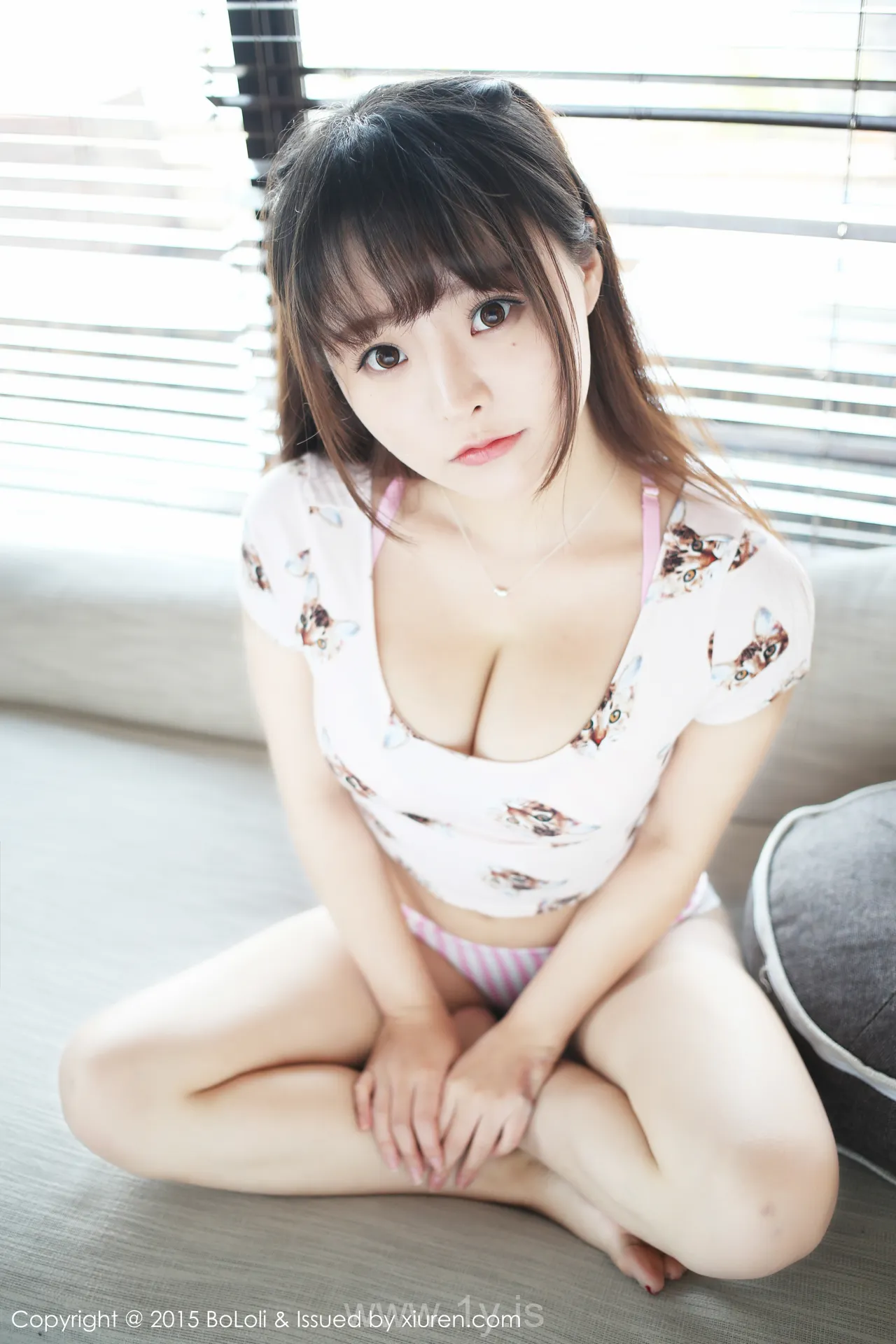 Bololi(菠萝社) Vol.008柳侑绮Sevenbaby Lively Chinese Peri 柳侑绮Sevenbaby