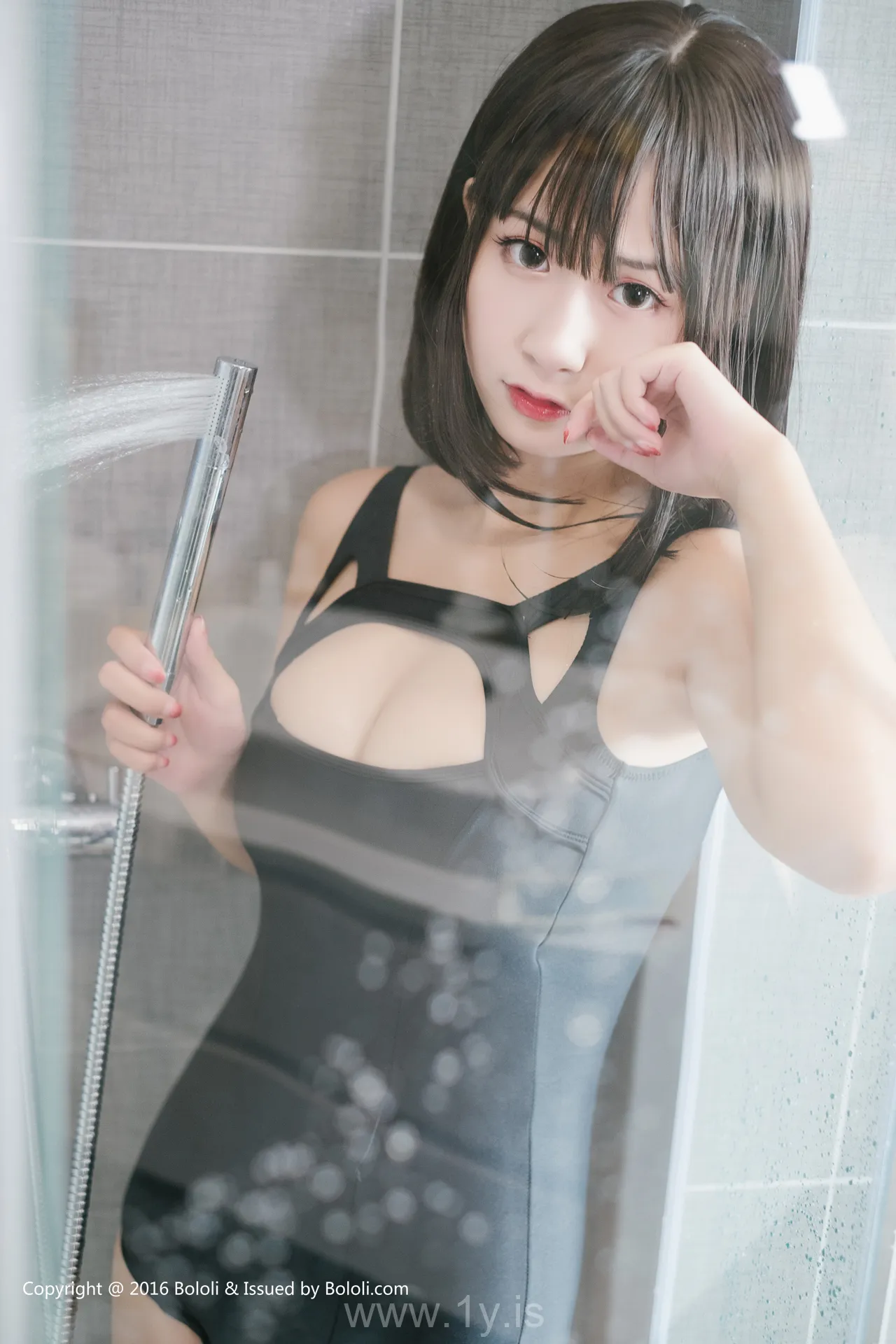 Bololi(菠萝社) Vol.017猫九VS小黄人猫九酱Sakura Trendy Asian Peri 猫九VS小黄人猫九酱Sakura