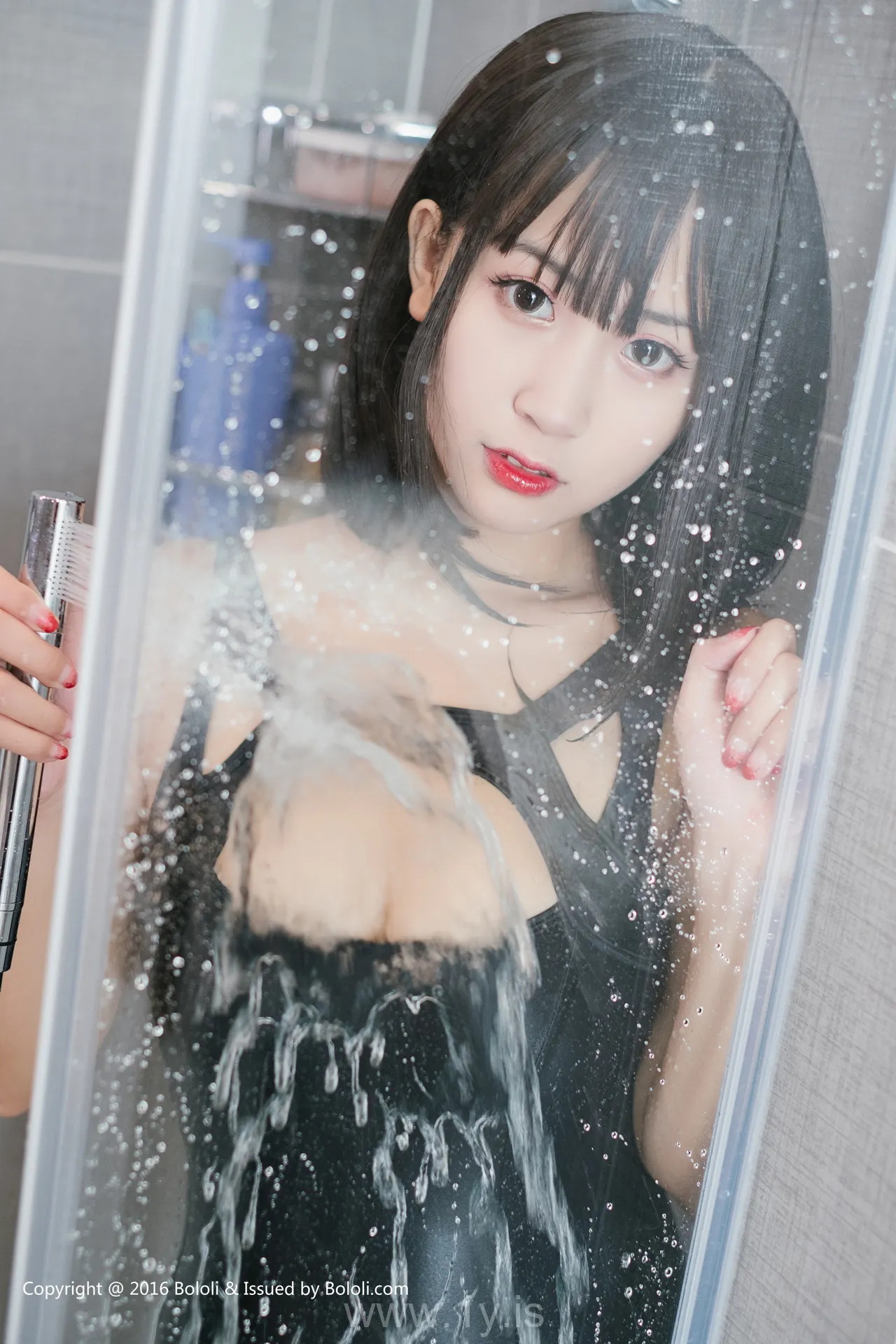 Bololi(菠萝社) Vol.017猫九VS小黄人猫九酱Sakura Trendy Asian Peri 猫九VS小黄人猫九酱Sakura