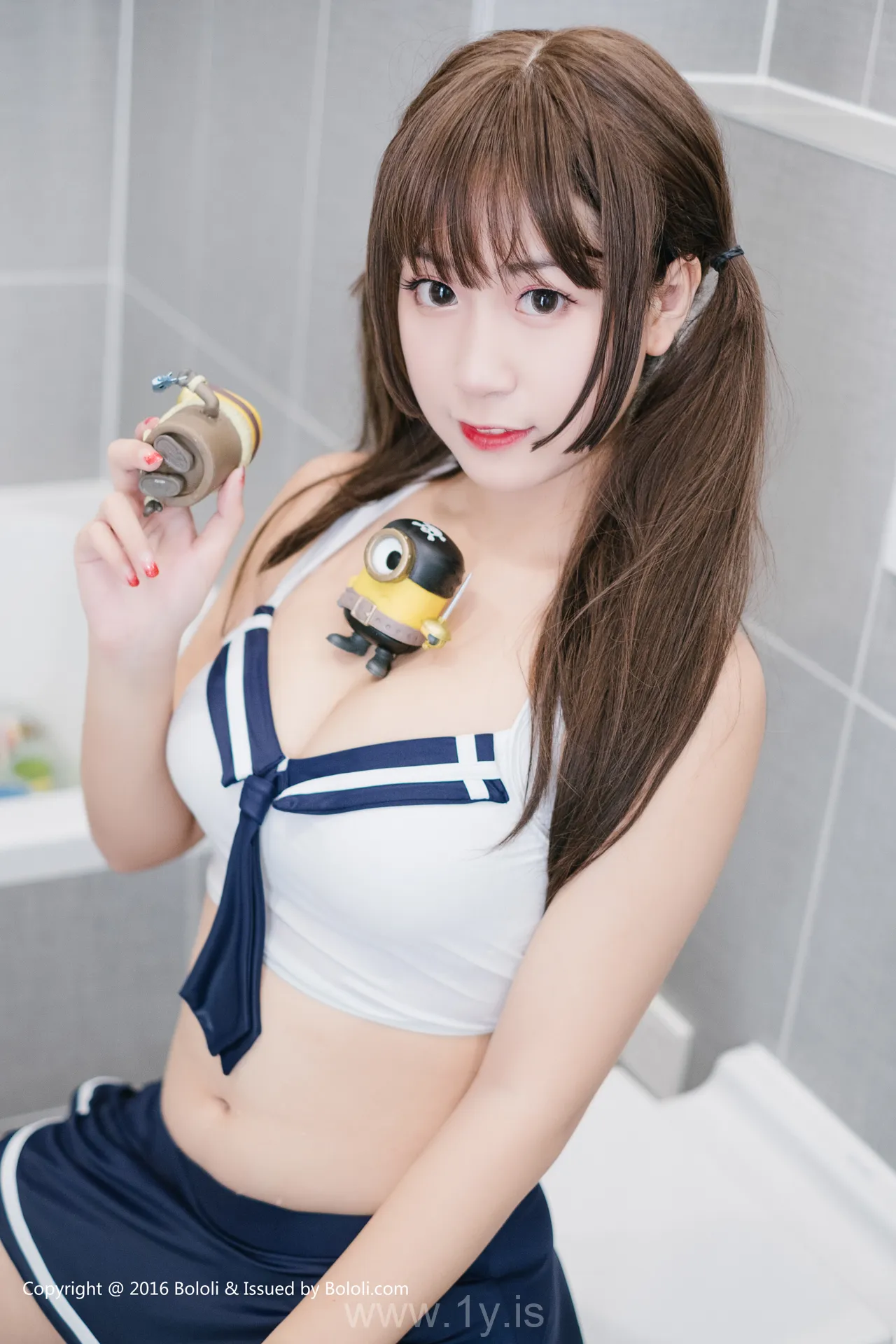 Bololi(菠萝社) Vol.017猫九VS小黄人猫九酱Sakura Trendy Asian Peri 猫九VS小黄人猫九酱Sakura