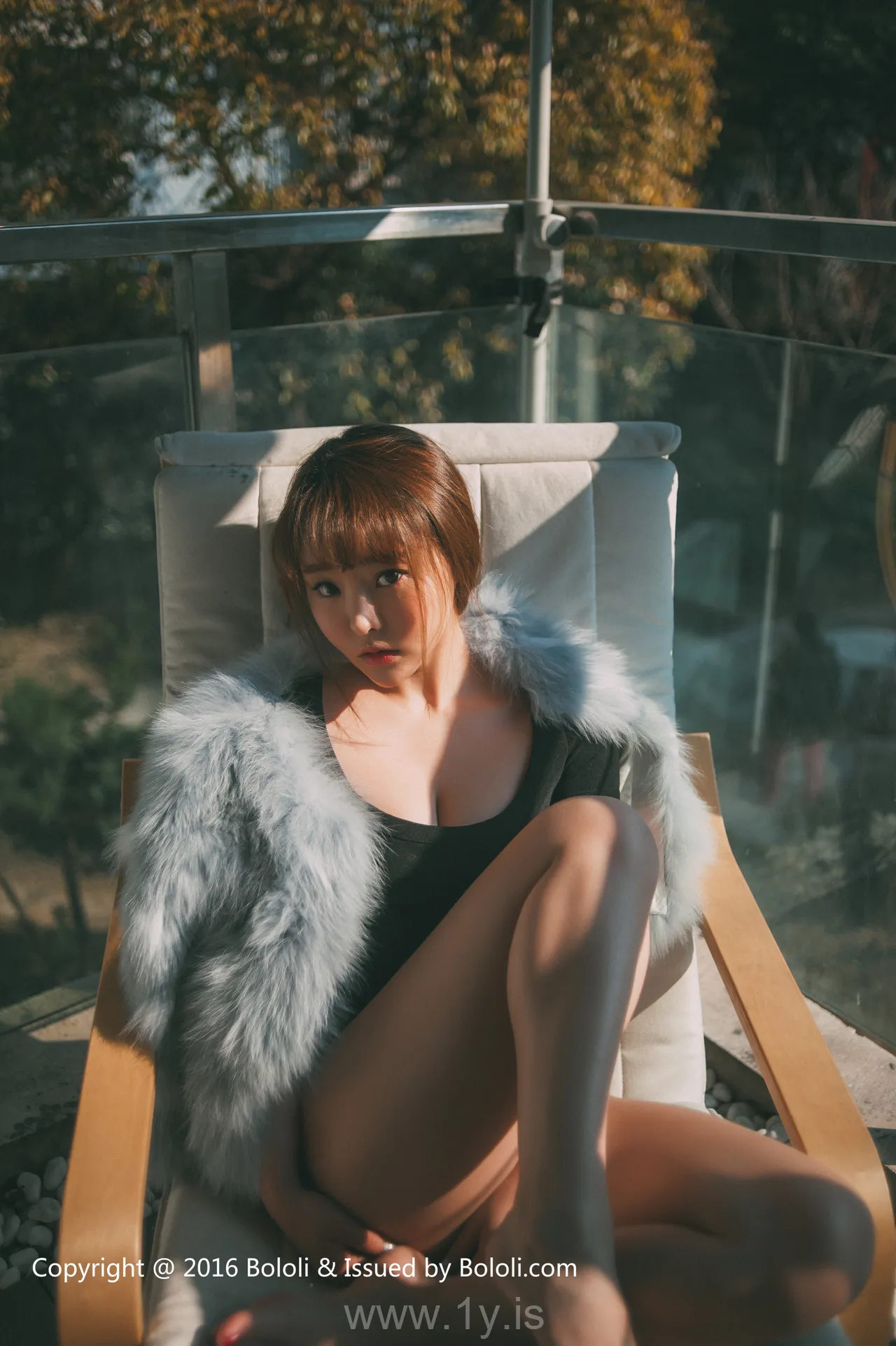 Bololi(菠萝社) Vol.027七宝变装死库水诱惑柳侑绮 Well Done Chinese Babe 七宝变装死库水诱惑柳侑绮