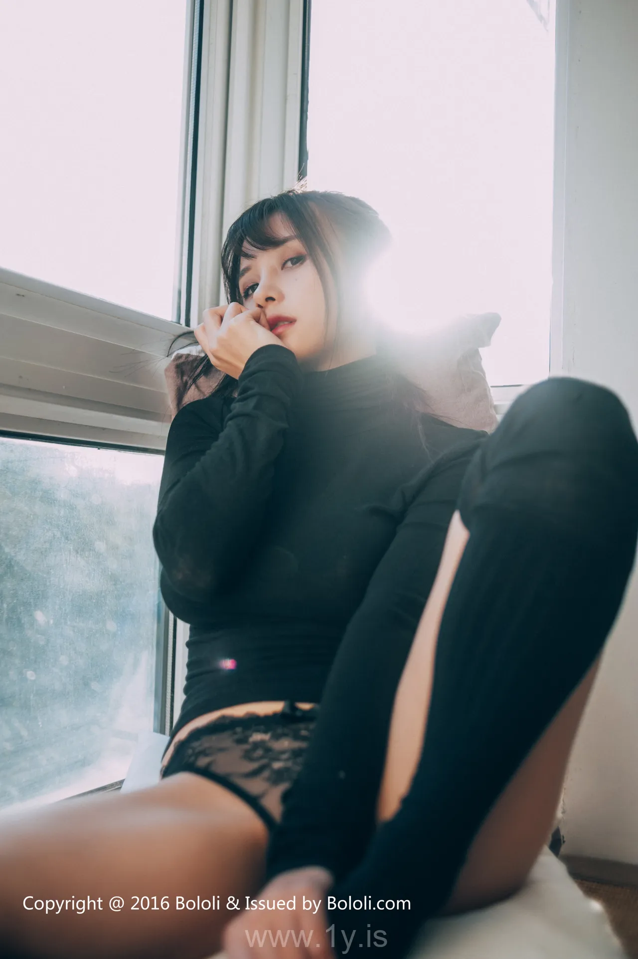Bololi(菠萝社) Vol.029夏美酱黑色诱惑 Fancy & Cute Chinese Teen 夏美酱黑色诱惑