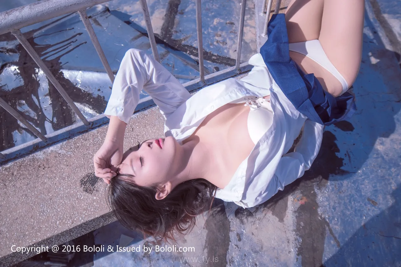 Bololi(菠萝社) Vol.055菟菟 Breathtaking & Irresistible Chinese Women 菟菟