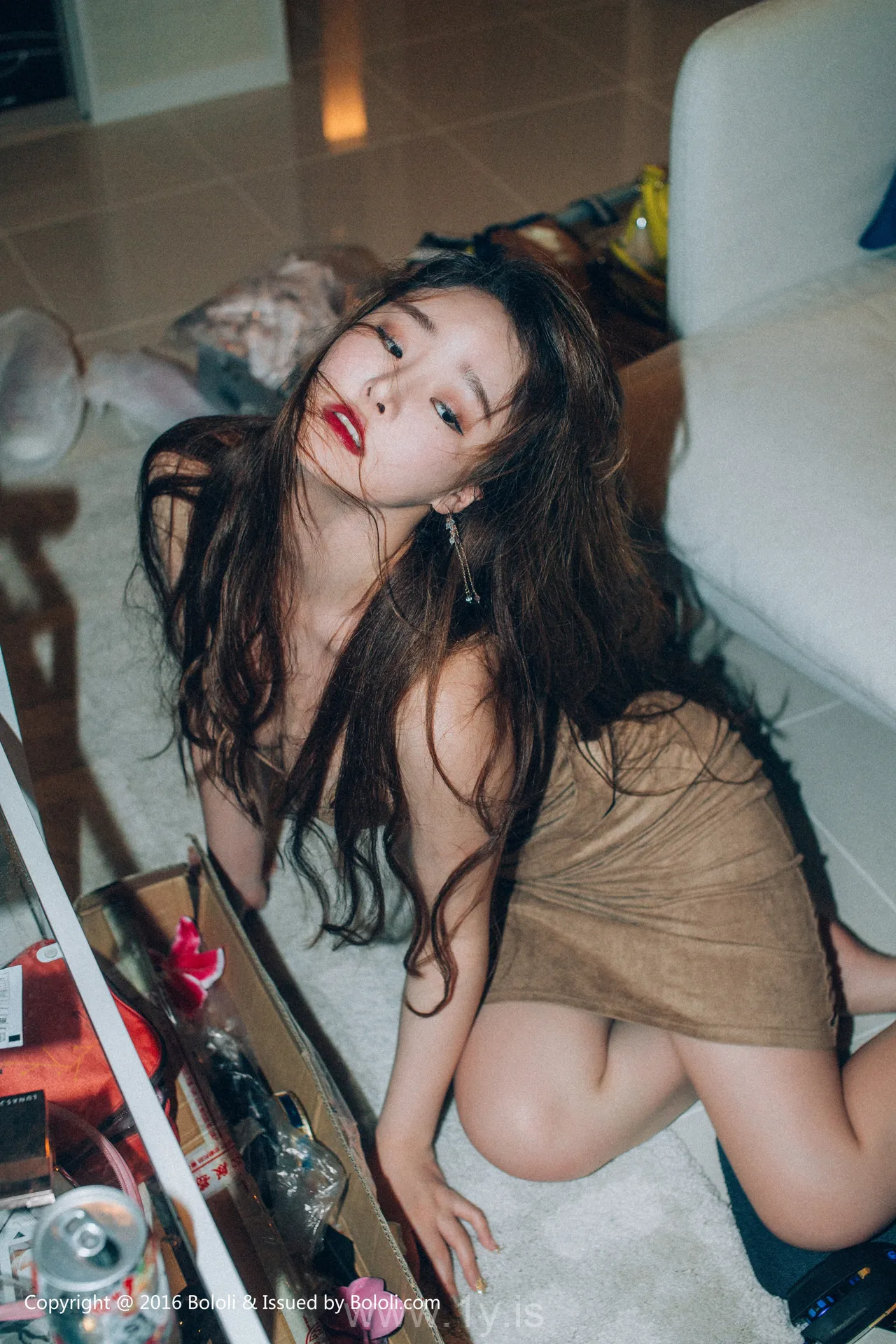 Bololi(菠萝社) Vol.064柳侑绮 Hot Asian Belle 柳侑绮