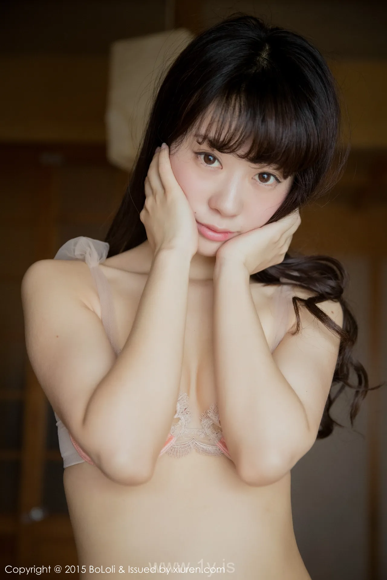 Bololi(菠萝社) Vol.065Suki朱忆音 Stunning Chinese Teen Suki朱忆音