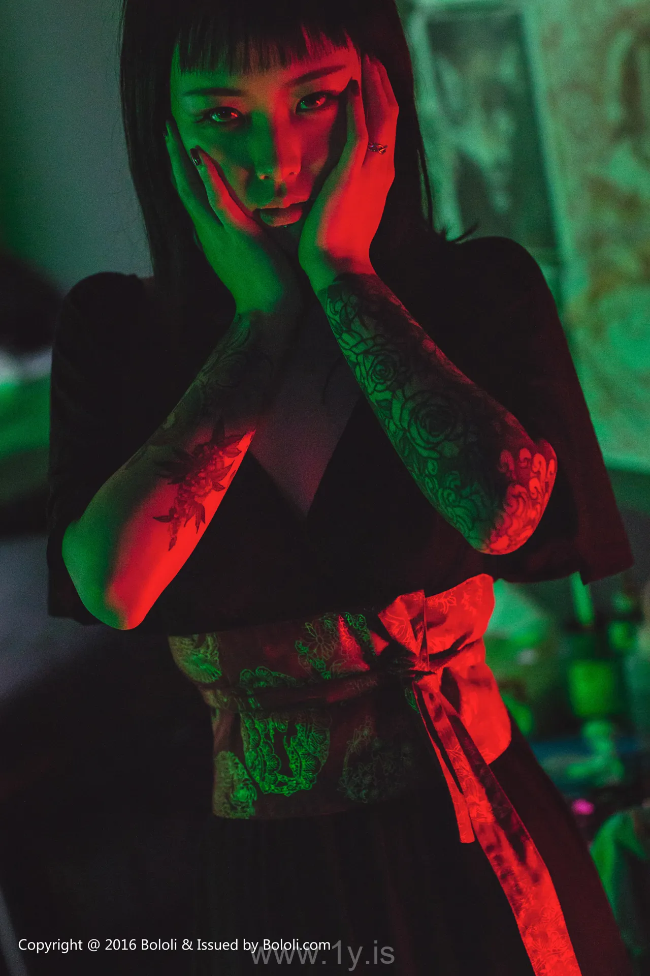 Bololi(菠萝社) Vol.087王思匀 Lively & Well Done Asian Mature Princess 王思匀