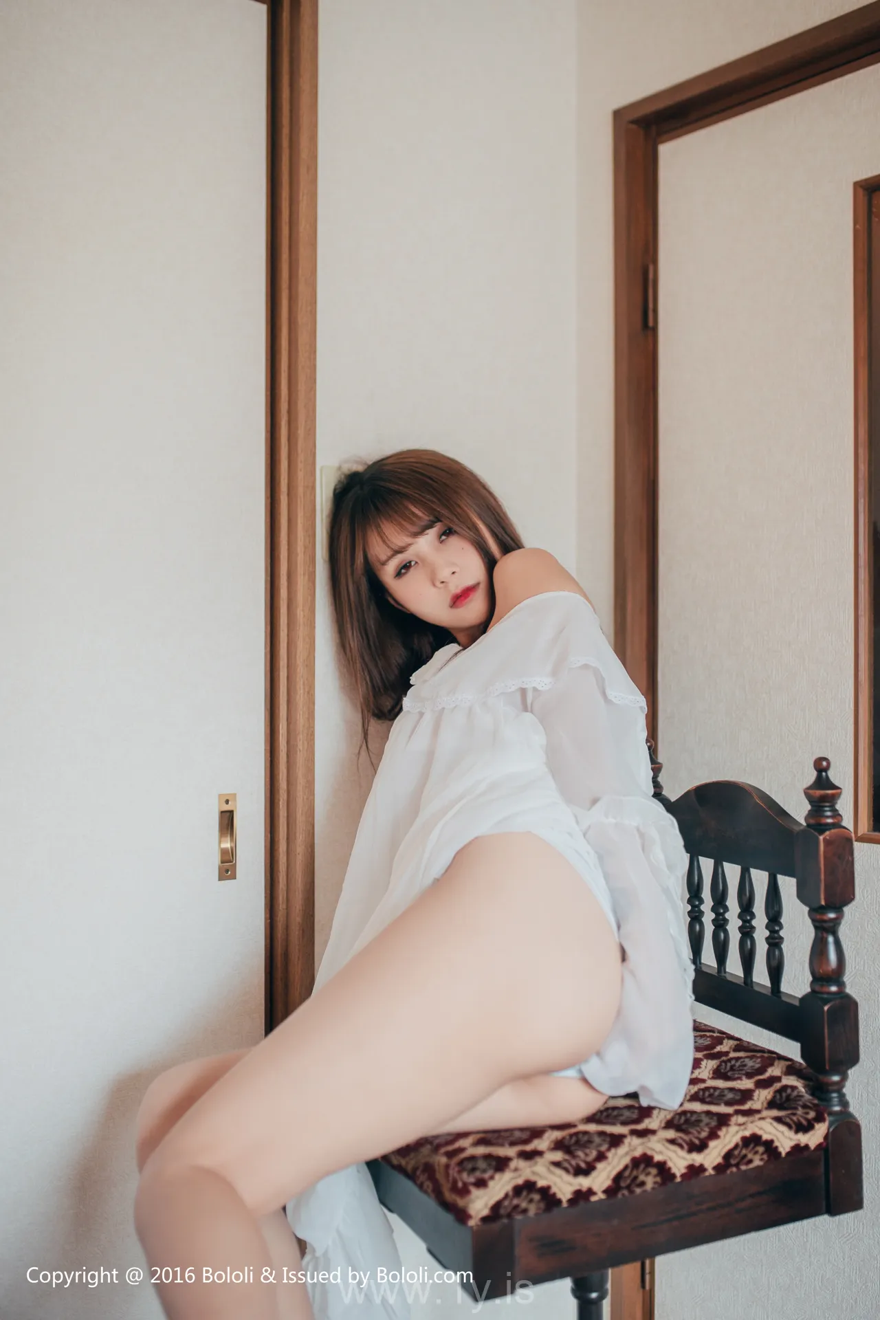 Bololi(菠萝社) Vol.099夏美酱 Adorable & Extraordinary Asian Babe 夏美酱