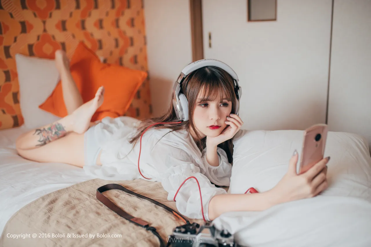 Bololi(菠萝社) Vol.099夏美酱 Adorable & Extraordinary Asian Babe 夏美酱