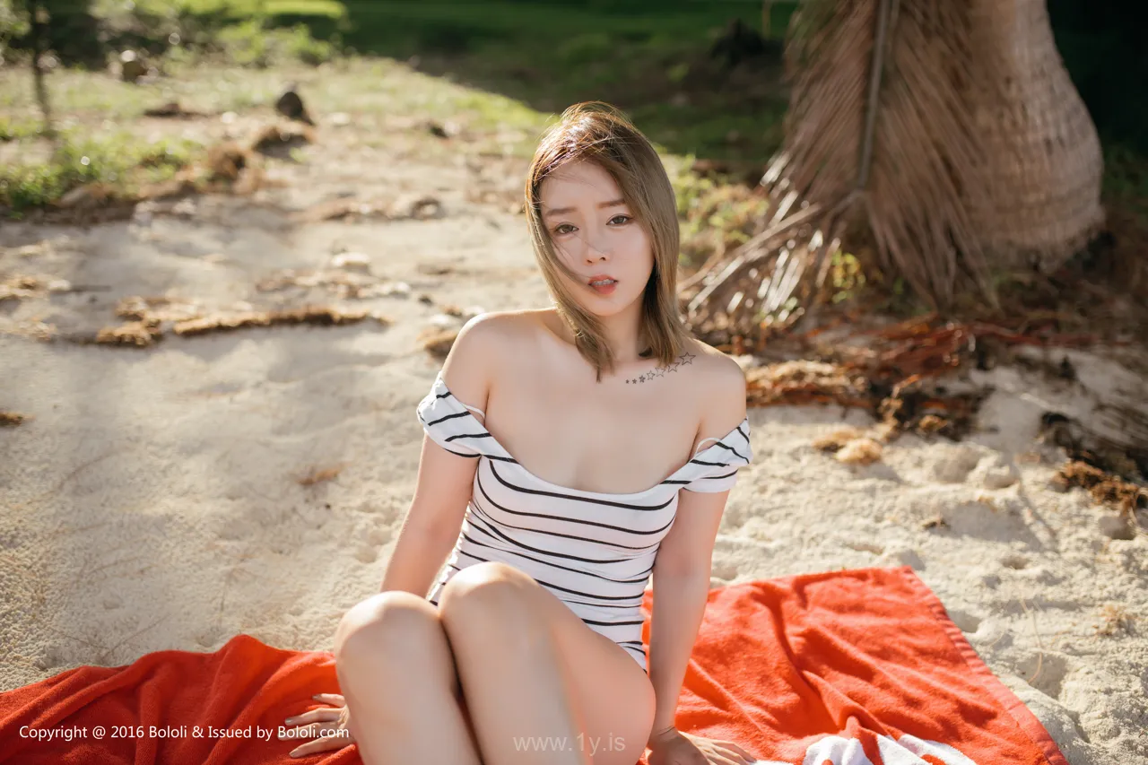 Bololi(菠萝社) Vol.128王雨纯 Breathtaking & Pretty Chinese Homebody Girl 王雨纯