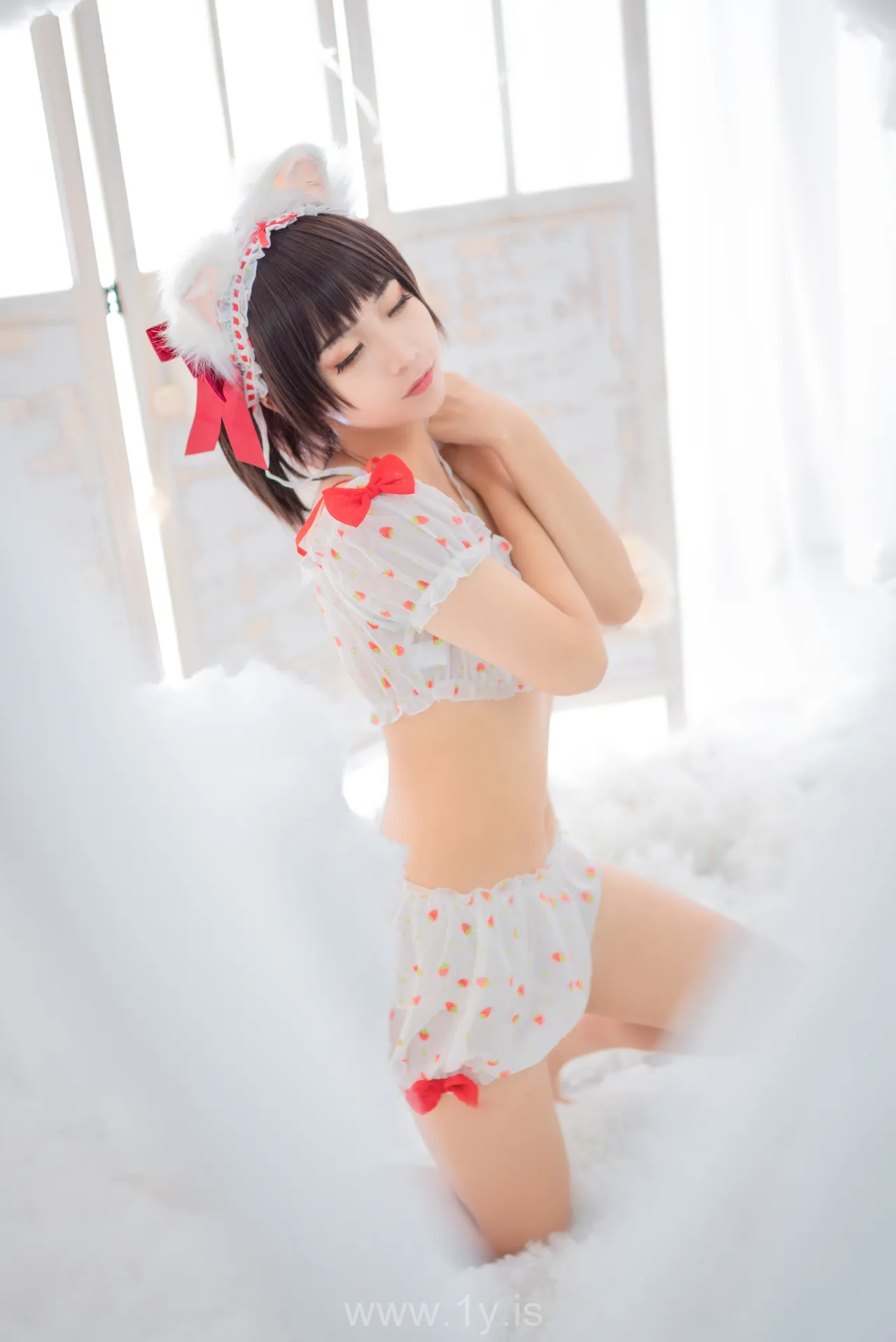 ChunMoMo（蠢沫沫） Vol.0010 Pretty Chinese Cougar 私房