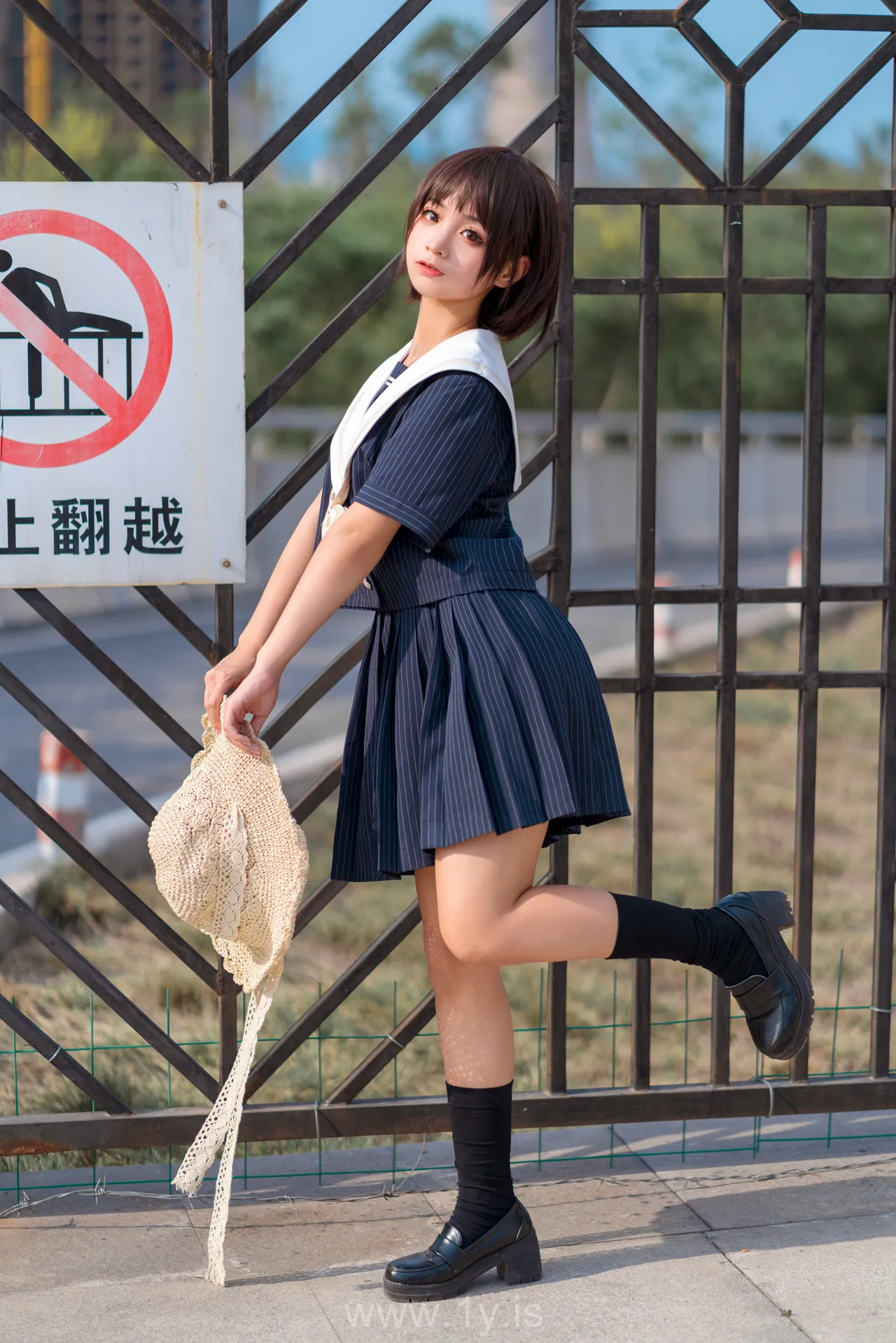 ChunMoMo（蠢沫沫） Vol.0037 Slim Chinese Peri JK制服