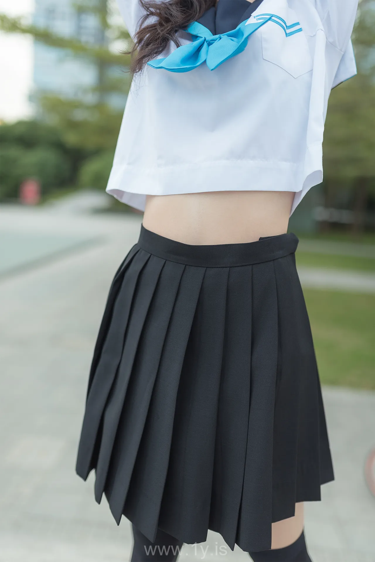 风之领域 NO.003黑丝美腿户外