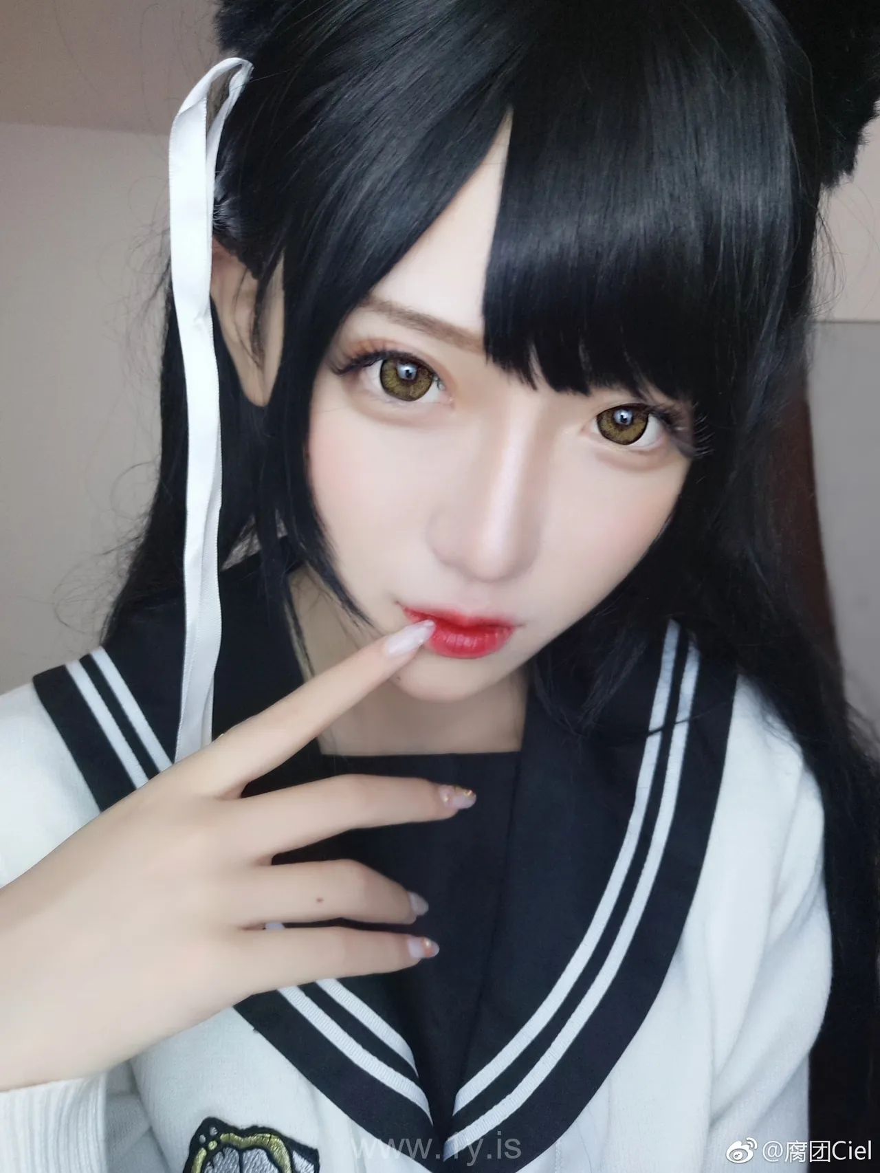 腐团儿Ikaros VOL.22 碧蓝航线#“指挥官~累了吗  让姐姐来好好照顾你吧~