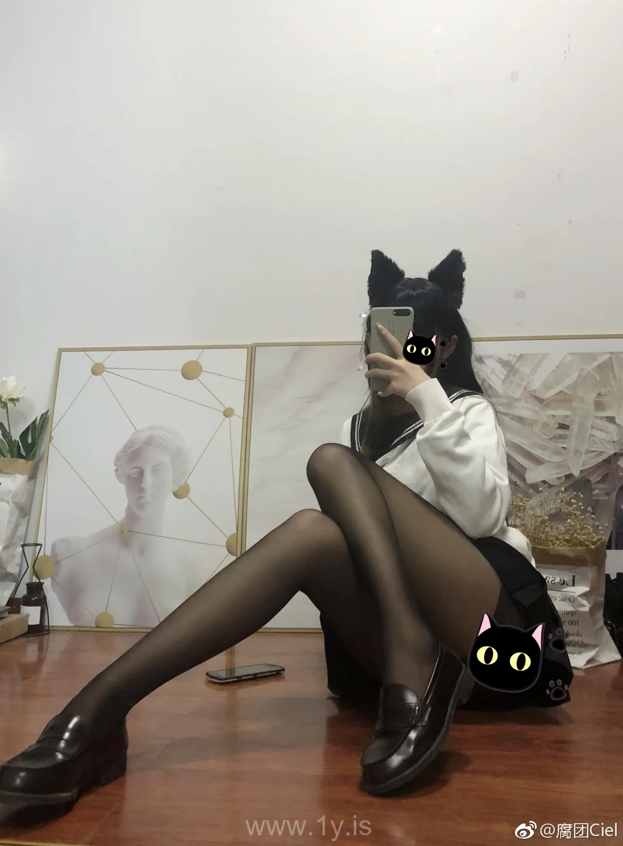 腐团儿Ikaros VOL.22 碧蓝航线#“指挥官~累了吗  让姐姐来好好照顾你吧~