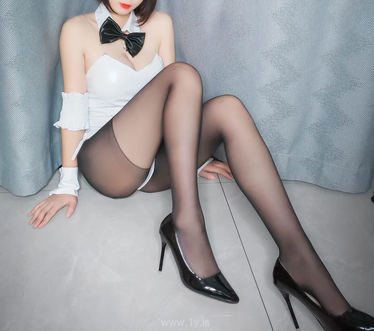 w黑米粥w VOL.05 黑丝兔女郎