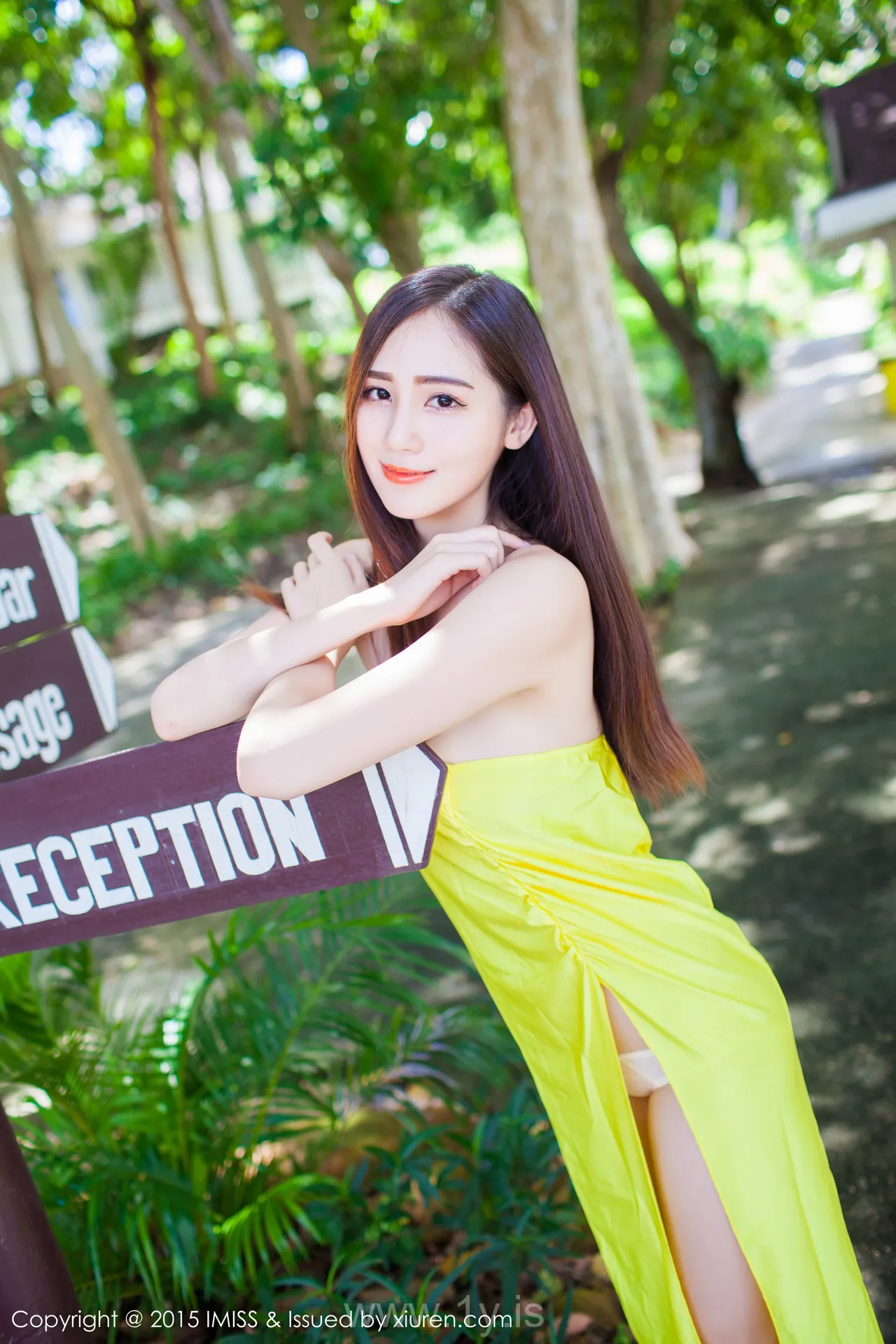 IMISS  NO.041 Graceful & Fashionable Chinese Hottie SISY思