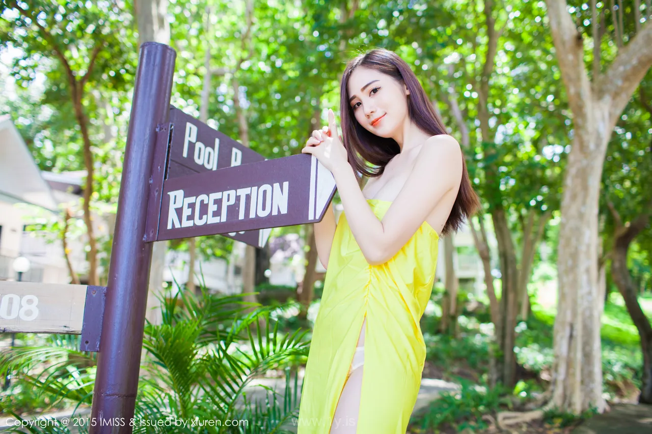 IMISS  NO.041 Graceful & Fashionable Chinese Hottie SISY思