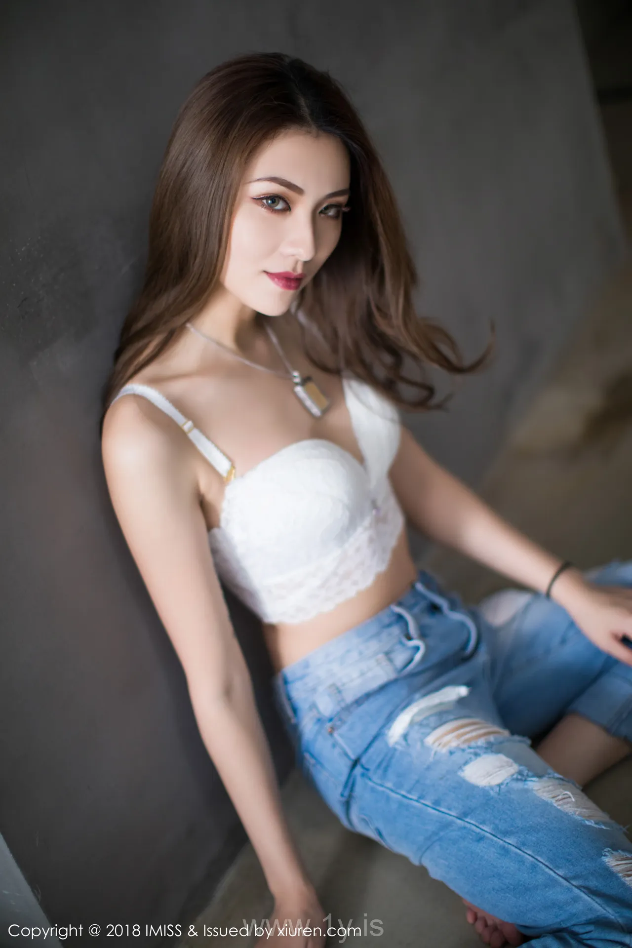 IMISS  NO.250 Classy Chinese Model Arlie