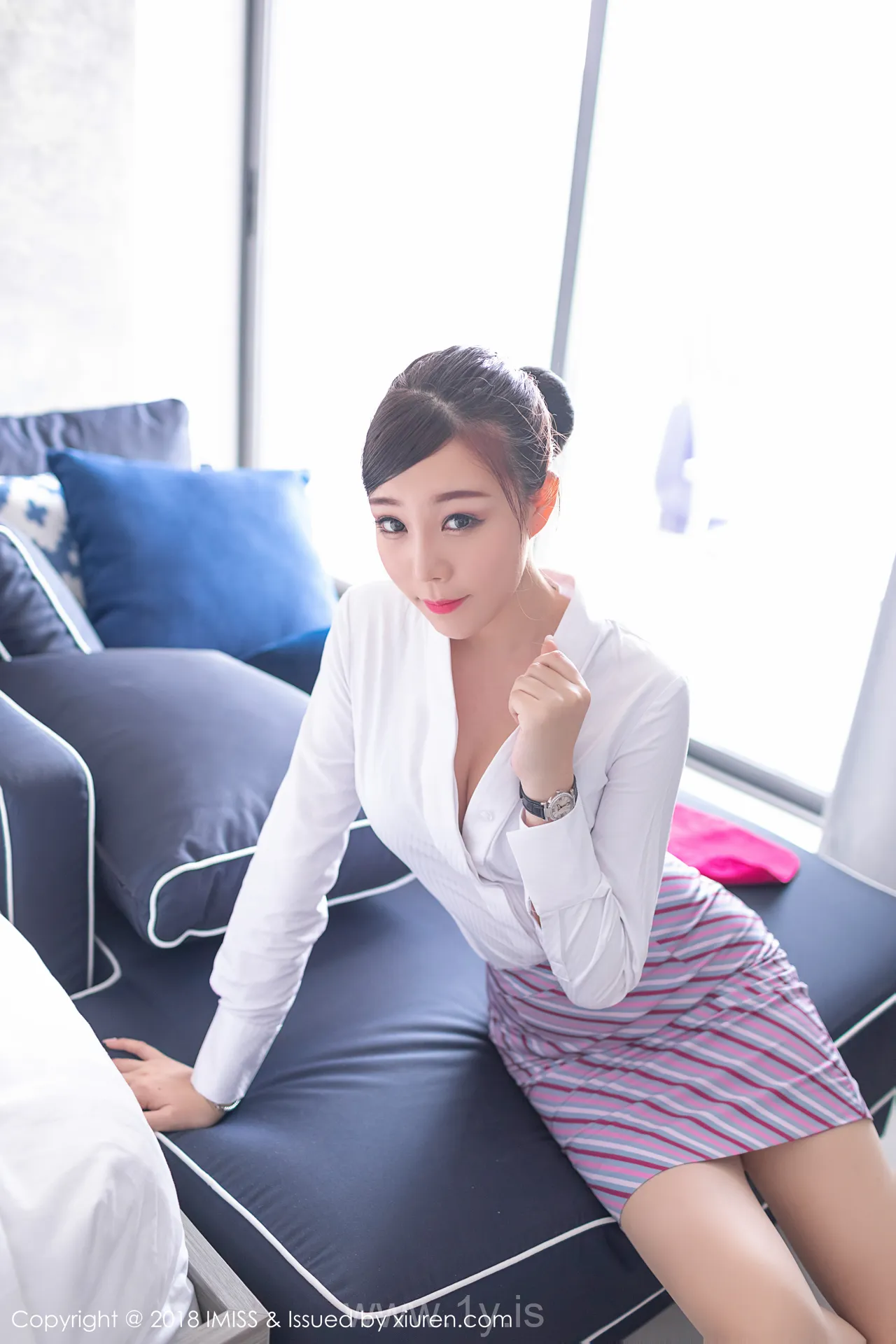 IMISS  NO.284 Cute Chinese Belle 芝芝Booty