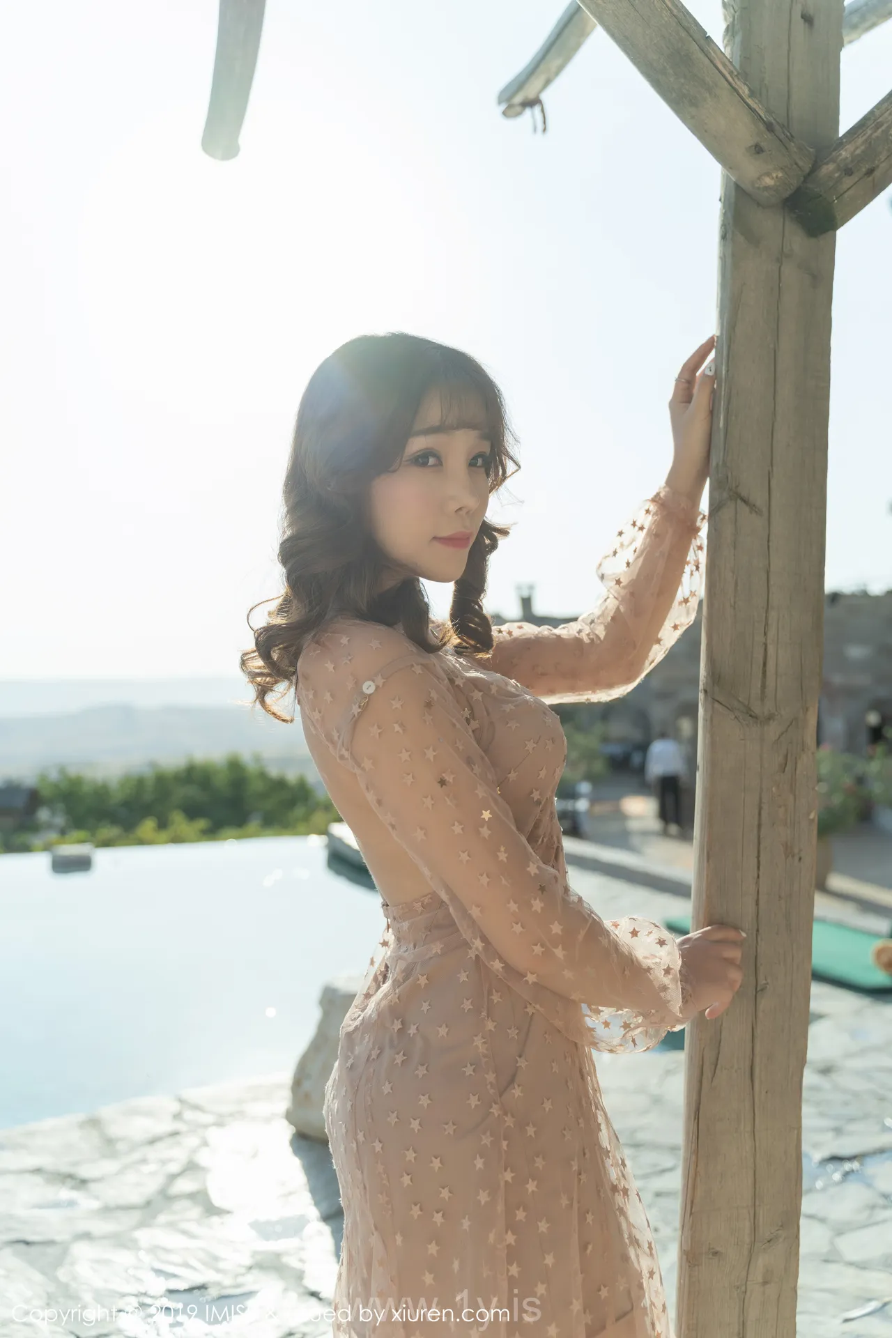 IMISS  NO.383 Slim & Good-looking Chinese Girl 芝芝Booty