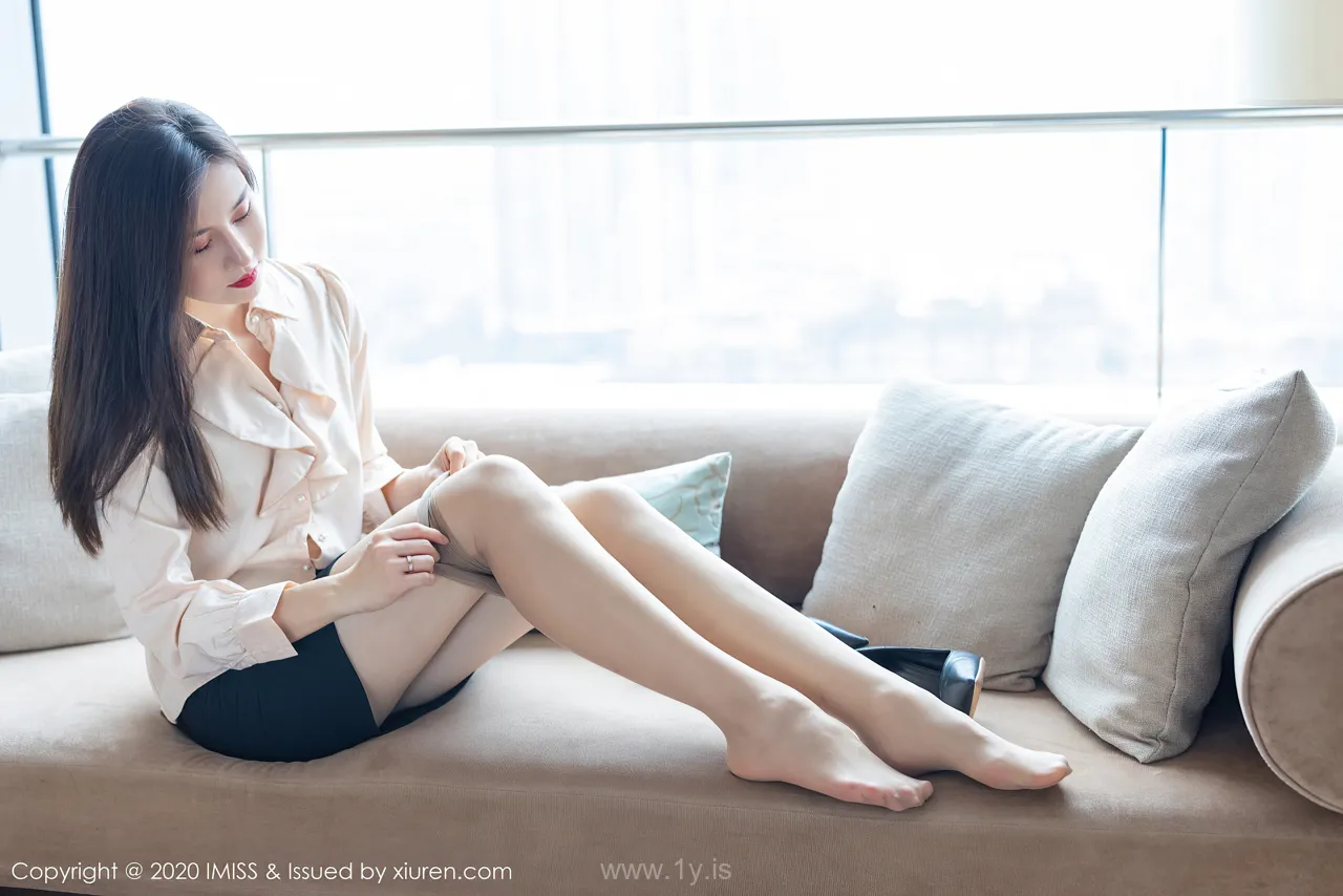 IMISS  NO.528 Delightful & Slim Chinese Model Vanessa