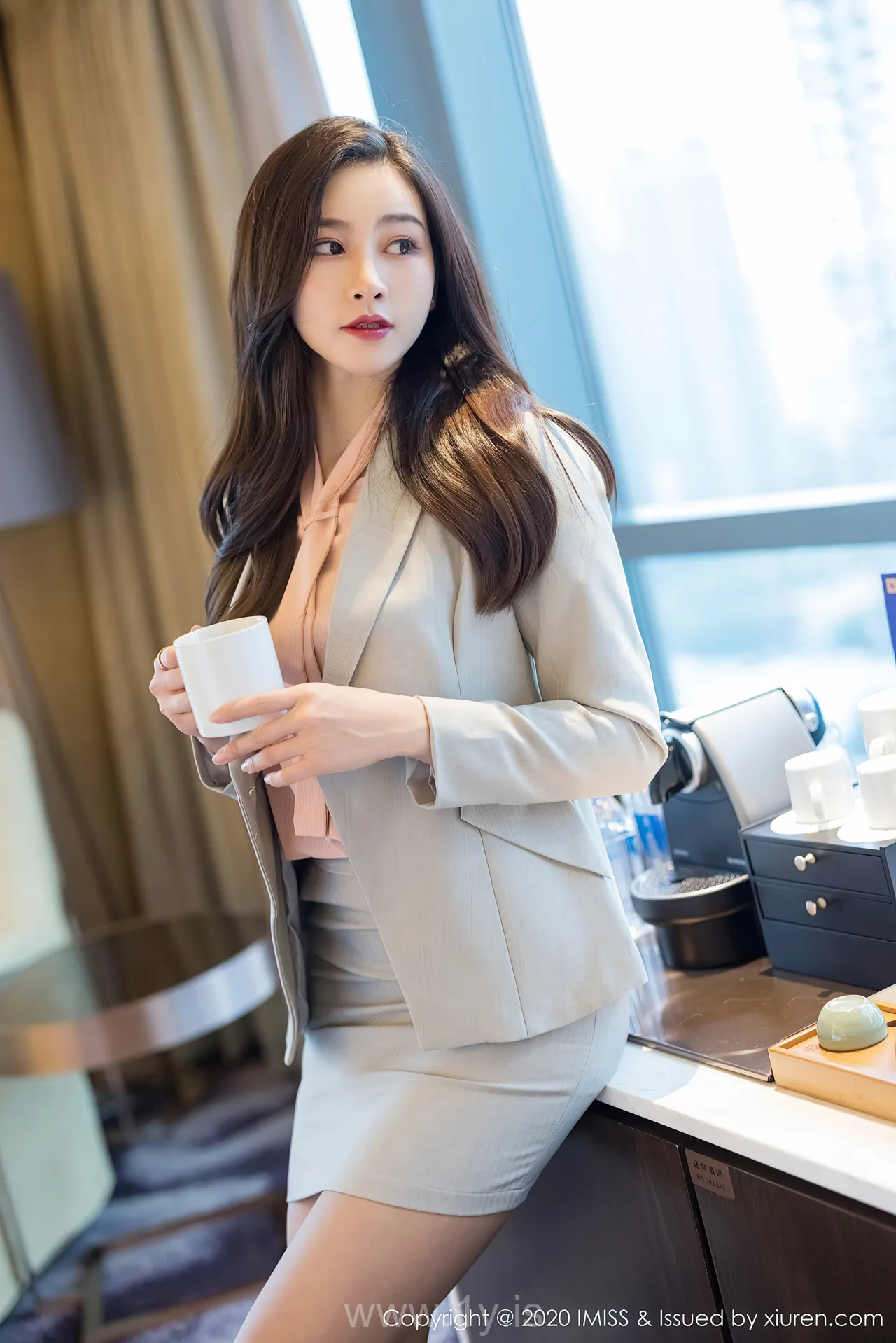 IMISS  NO.538 Sexy & Nice-looking Chinese Cougar Vanessa