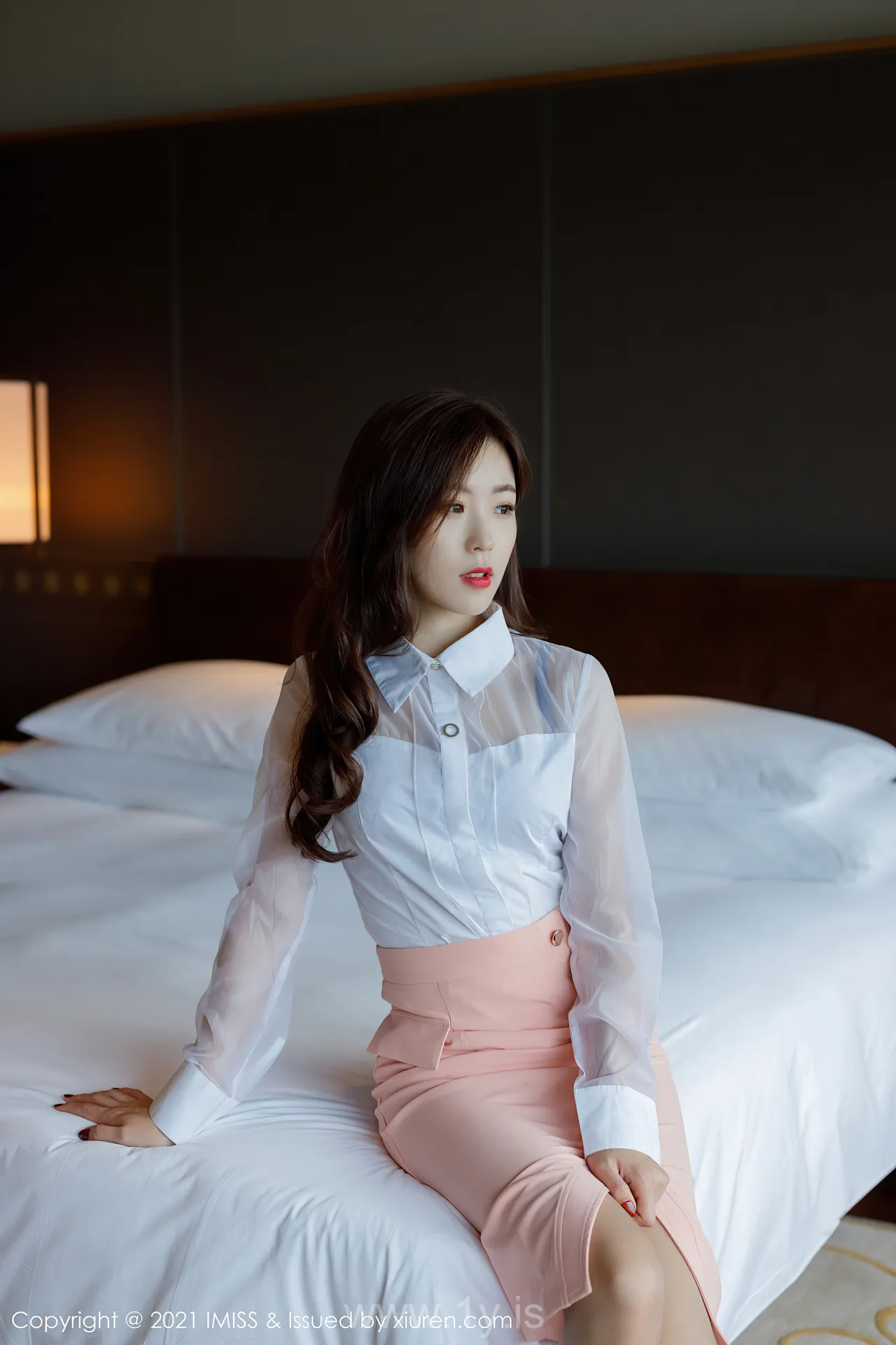 IMISS  NO.544 Graceful & Elegant Chinese Mature Princess 杨紫嫣Cynthia
