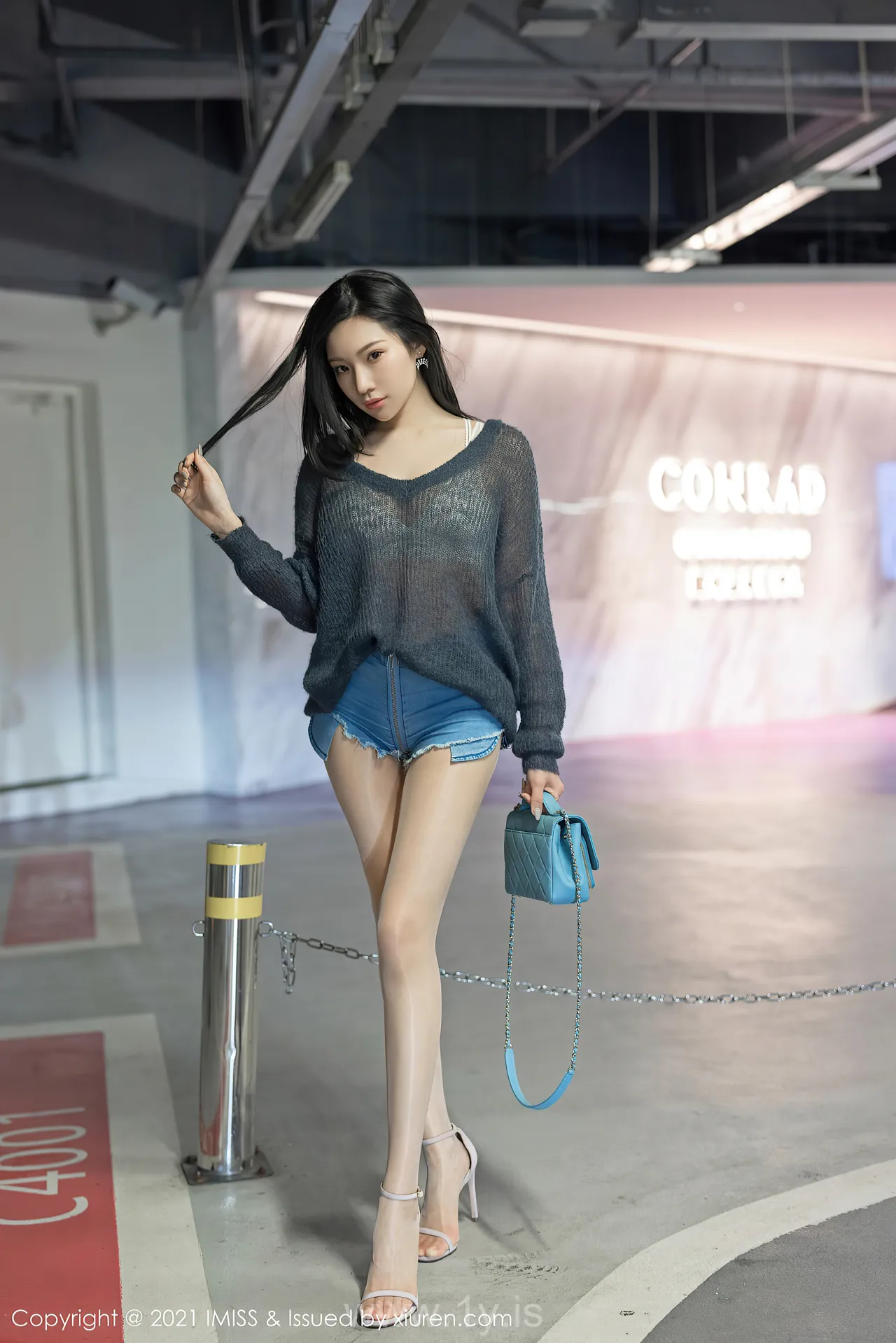 IMISS  NO.571 Elegant & Appealing Chinese Chick 小狐狸Kathryn