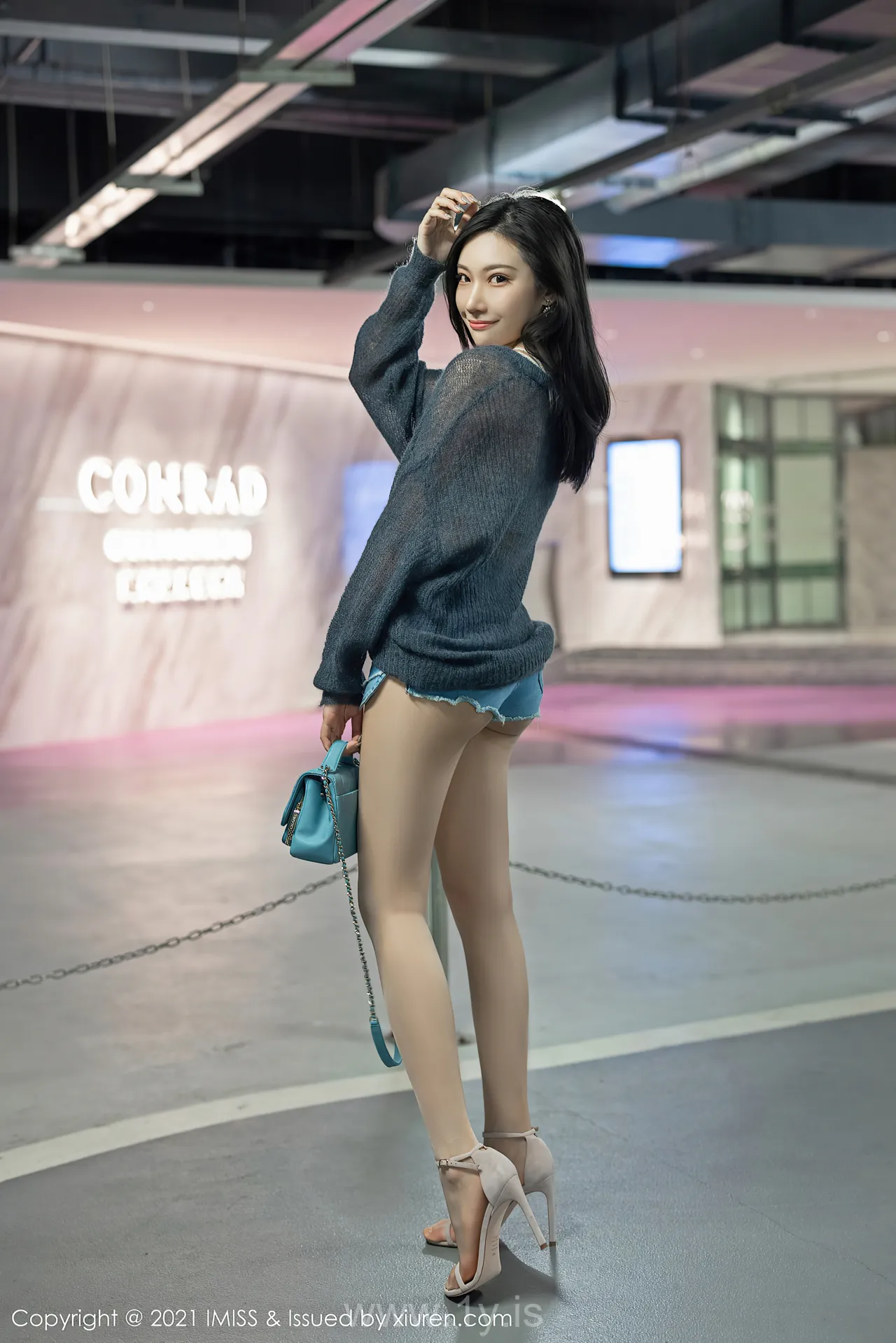 IMISS  NO.571 Elegant & Appealing Chinese Chick 小狐狸Kathryn