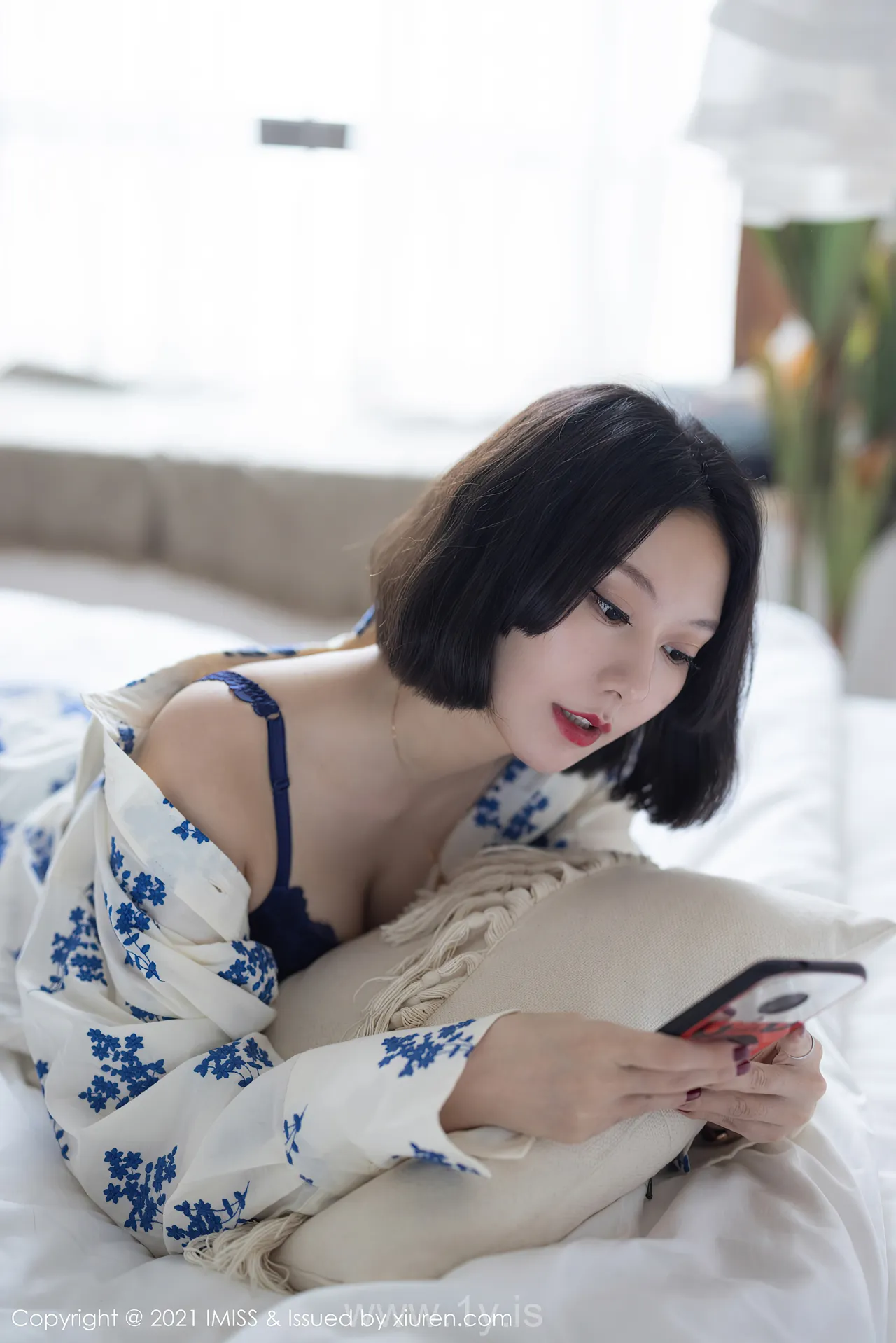 IMISS  NO.602 Fancy & Nice-looking Chinese Belle 艺轩