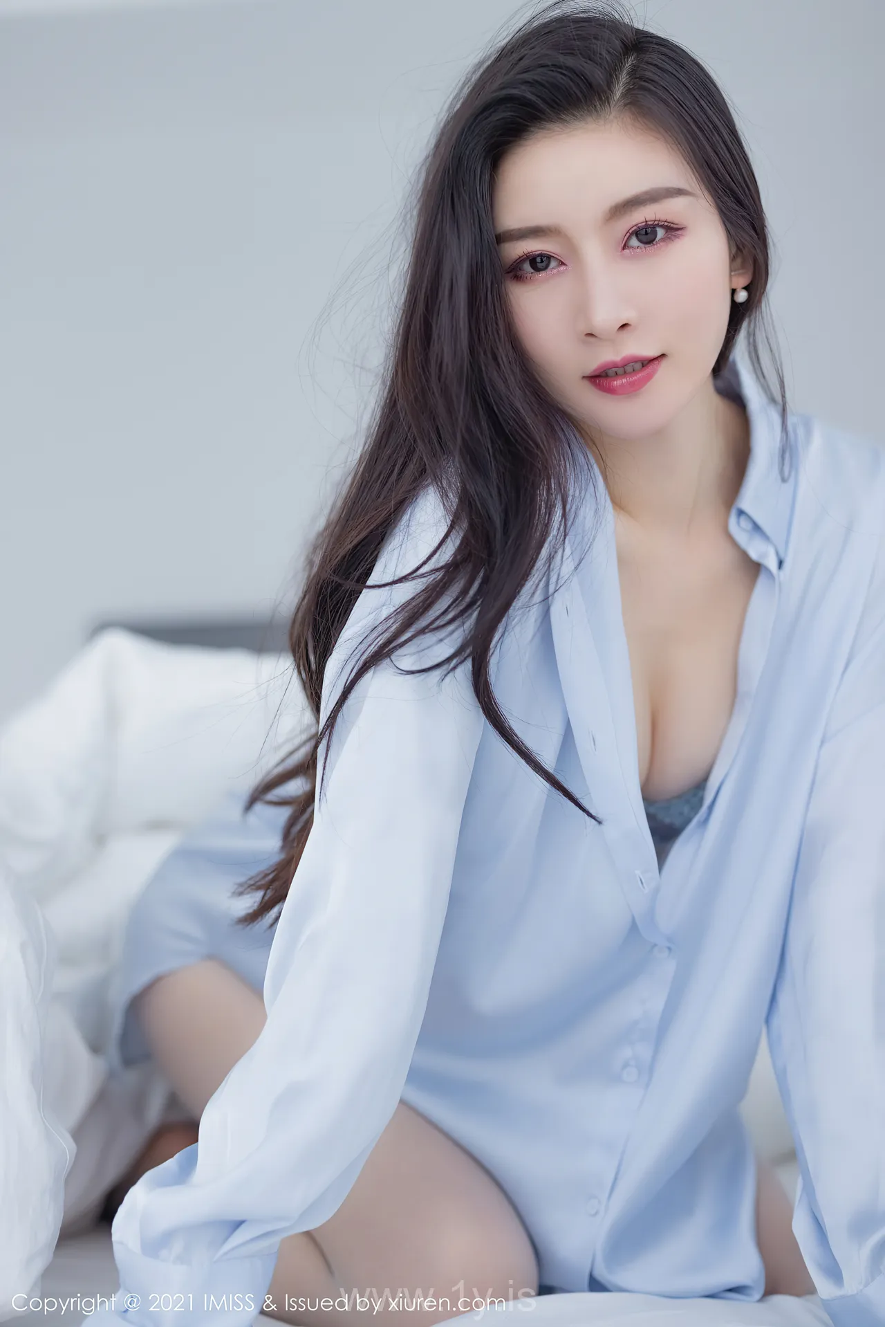 IMISS  NO.614 Extraordinary & Stunning Chinese Peri Vanessa
