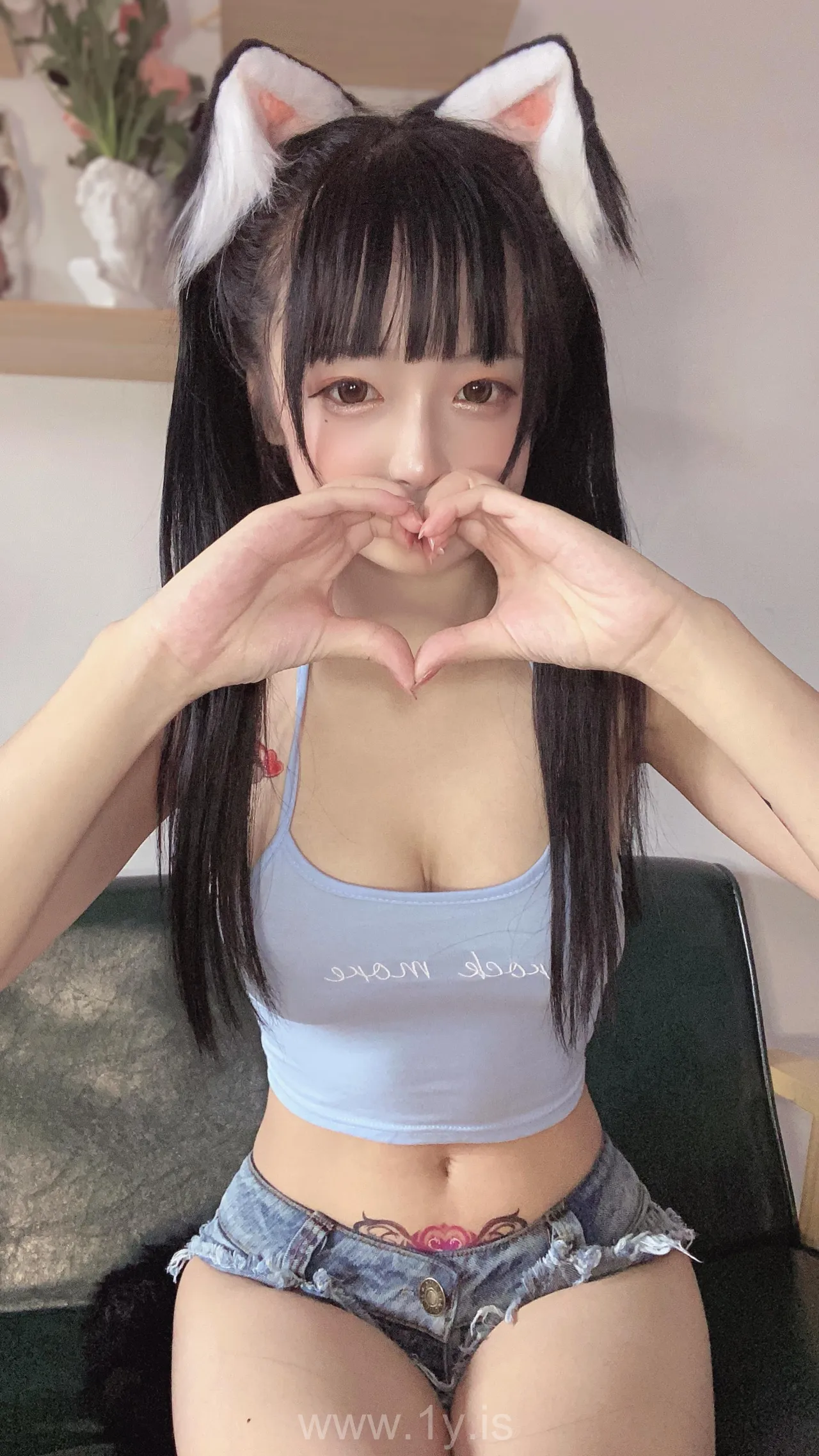 佳佳好难啊 VOL.37 蓝色吊带体操服大象套套