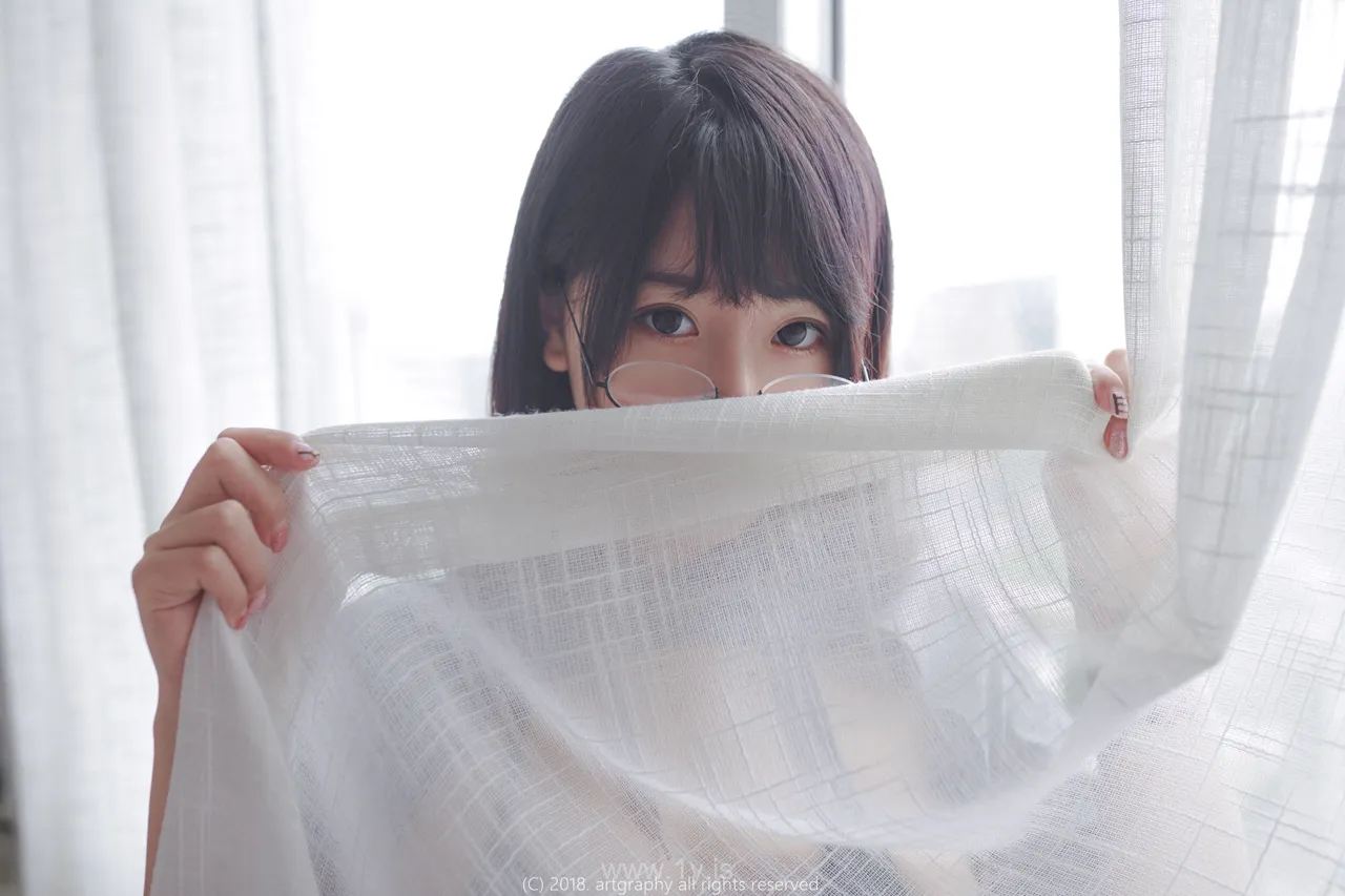 猫九酱 VOL.04 超小比基尼眼镜娘