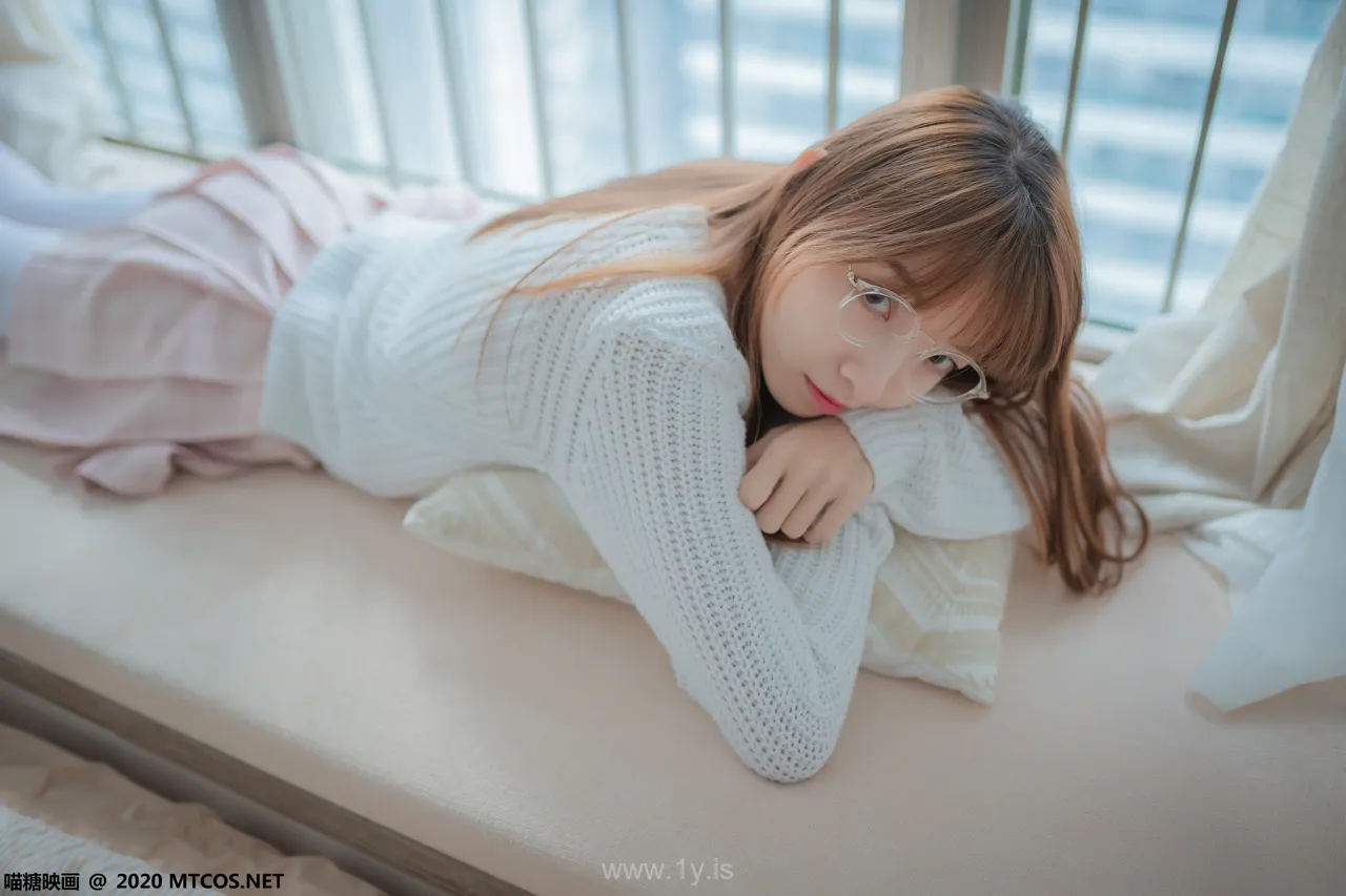 喵糖映画 VOL.077粉格裙的眼睛娘