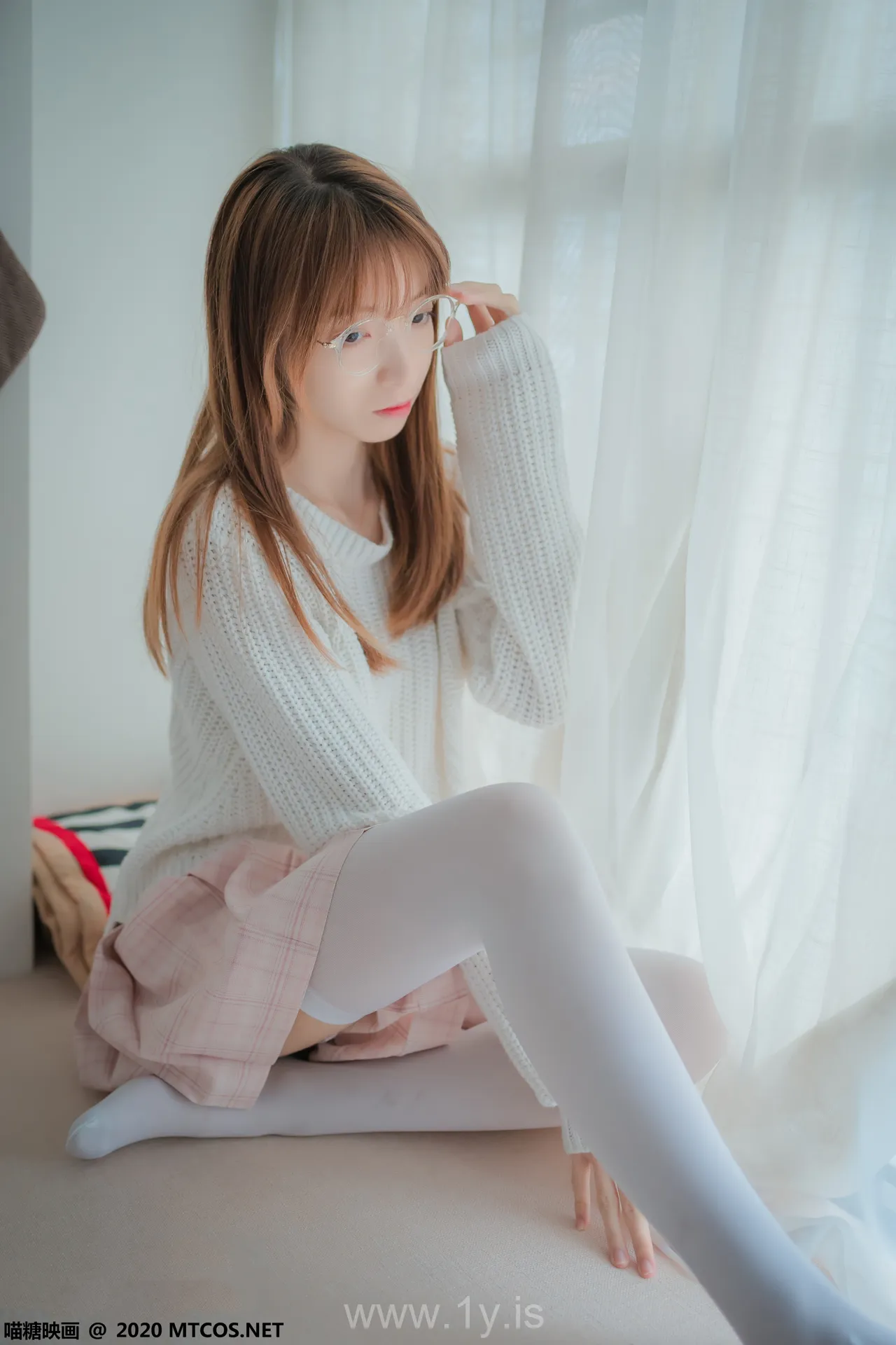 喵糖映画 VOL.077粉格裙的眼睛娘