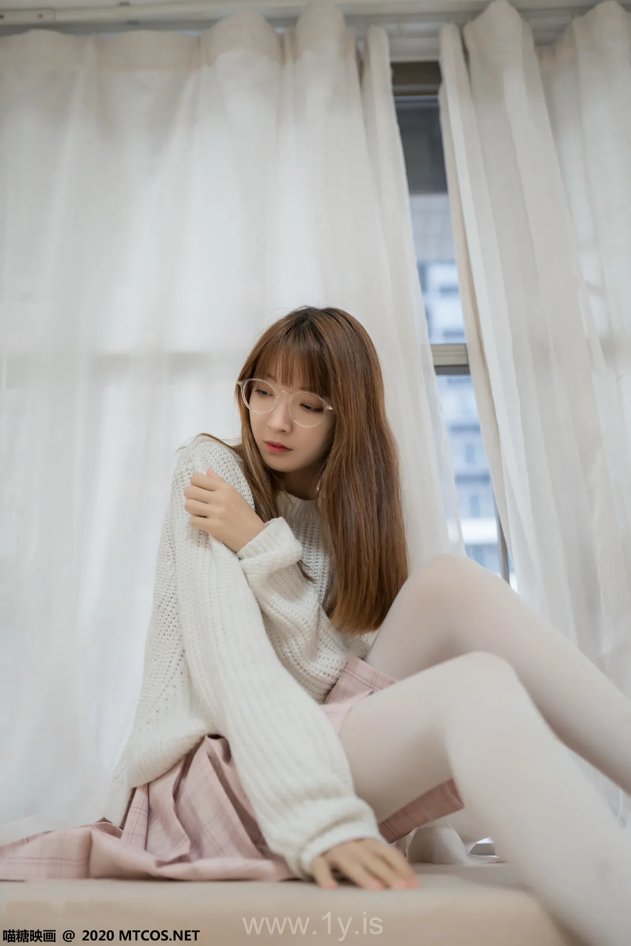 喵糖映画 VOL.077粉格裙的眼睛娘