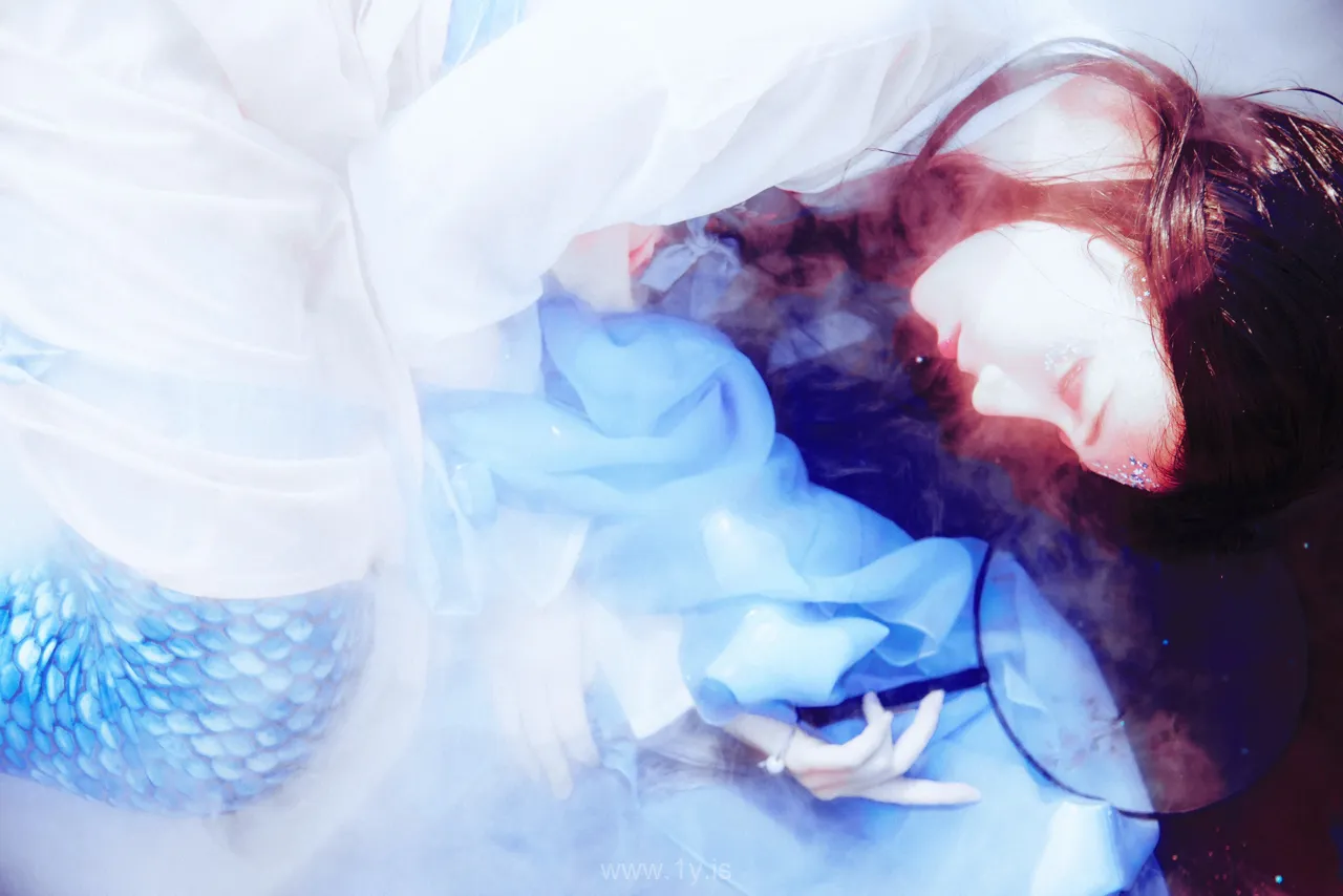 南桃Momoko 蓝汉服