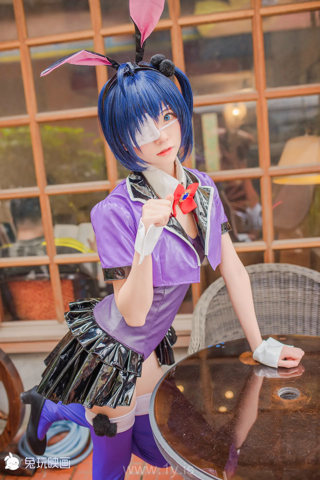 绮太郎 兔女郎六花