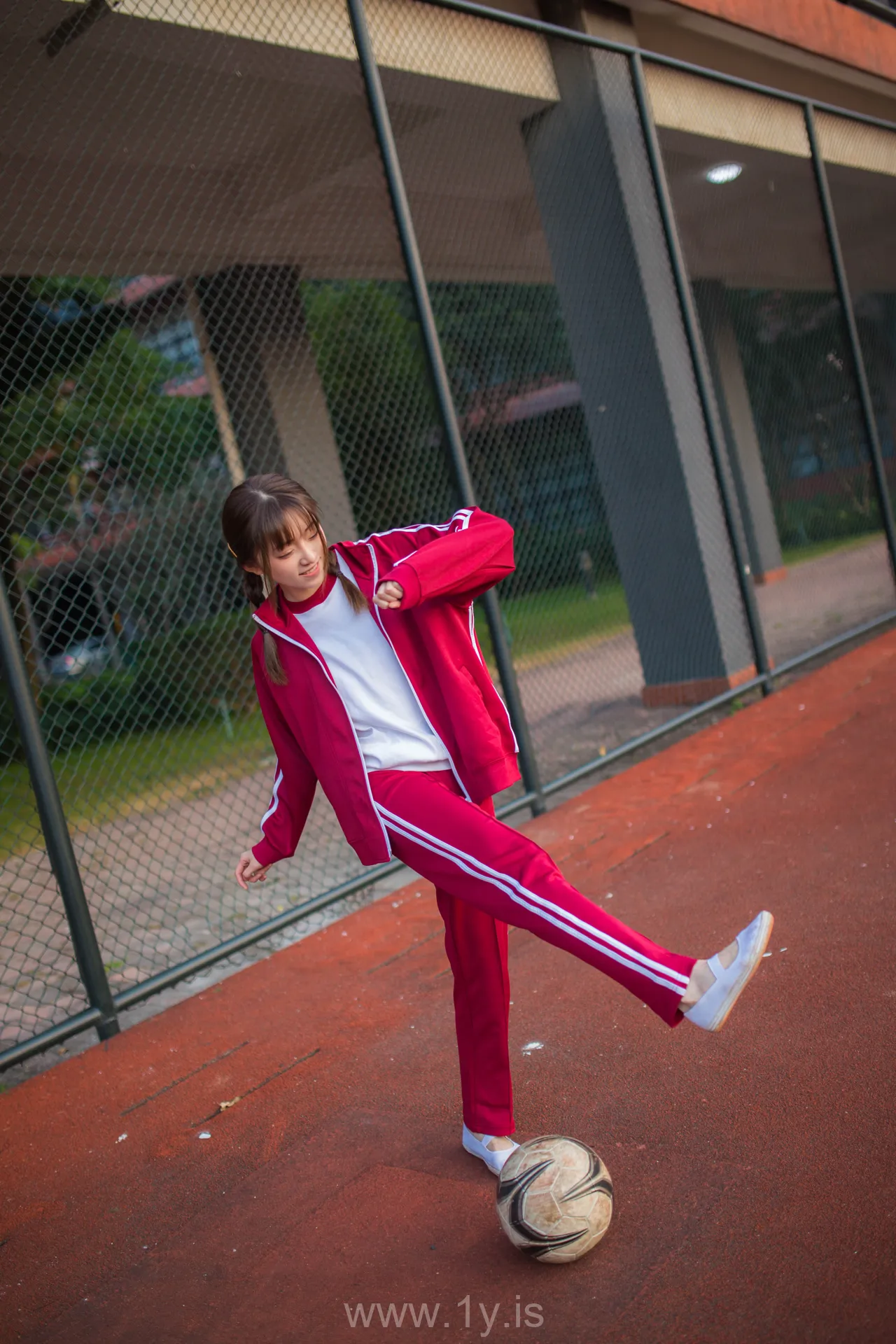 绮太郎 运动服女孩2