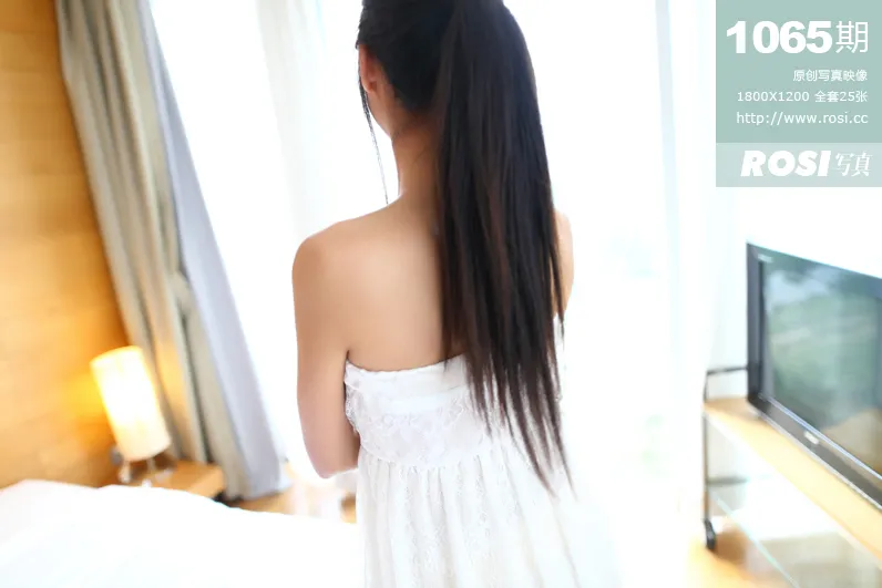 ROSI NO.1065 Slender Girl In White Dress