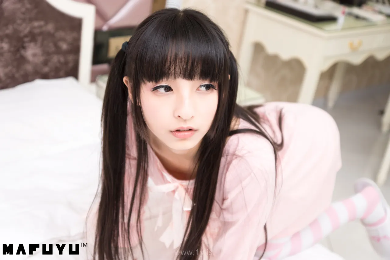 神楽坂真冬 VOL.002粉白条纹系列