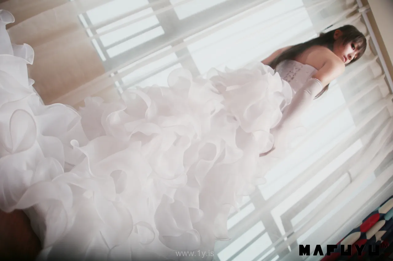 神楽坂真冬 VOL.009婚纱系列