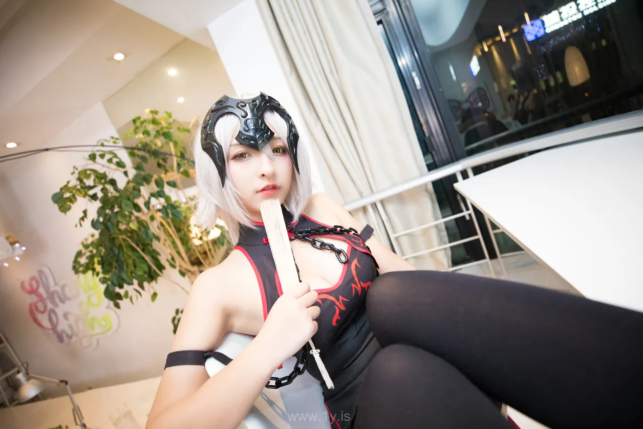 神楽坂真冬 VOL.024旗袍黑贞150P